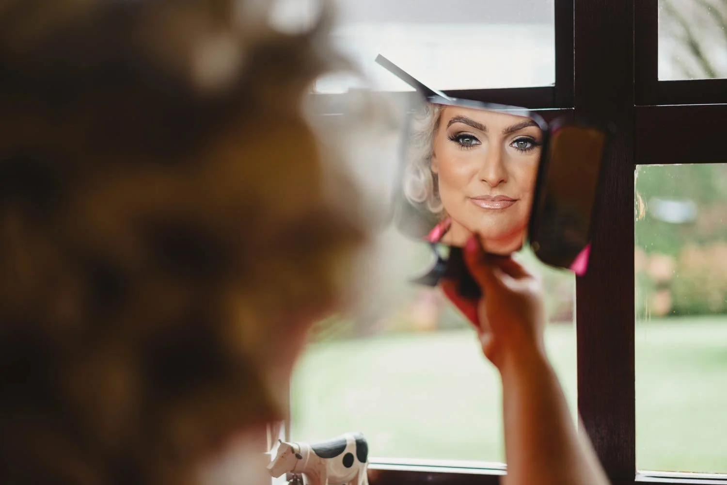  Louise and Peter’s gorgeous wedding photos in The Treehouse at AMPM. After morning prep in Omagh, we headed to Belfast for their humanist ceremony in AMPM, followed by photos around City Hall in Belfast.  