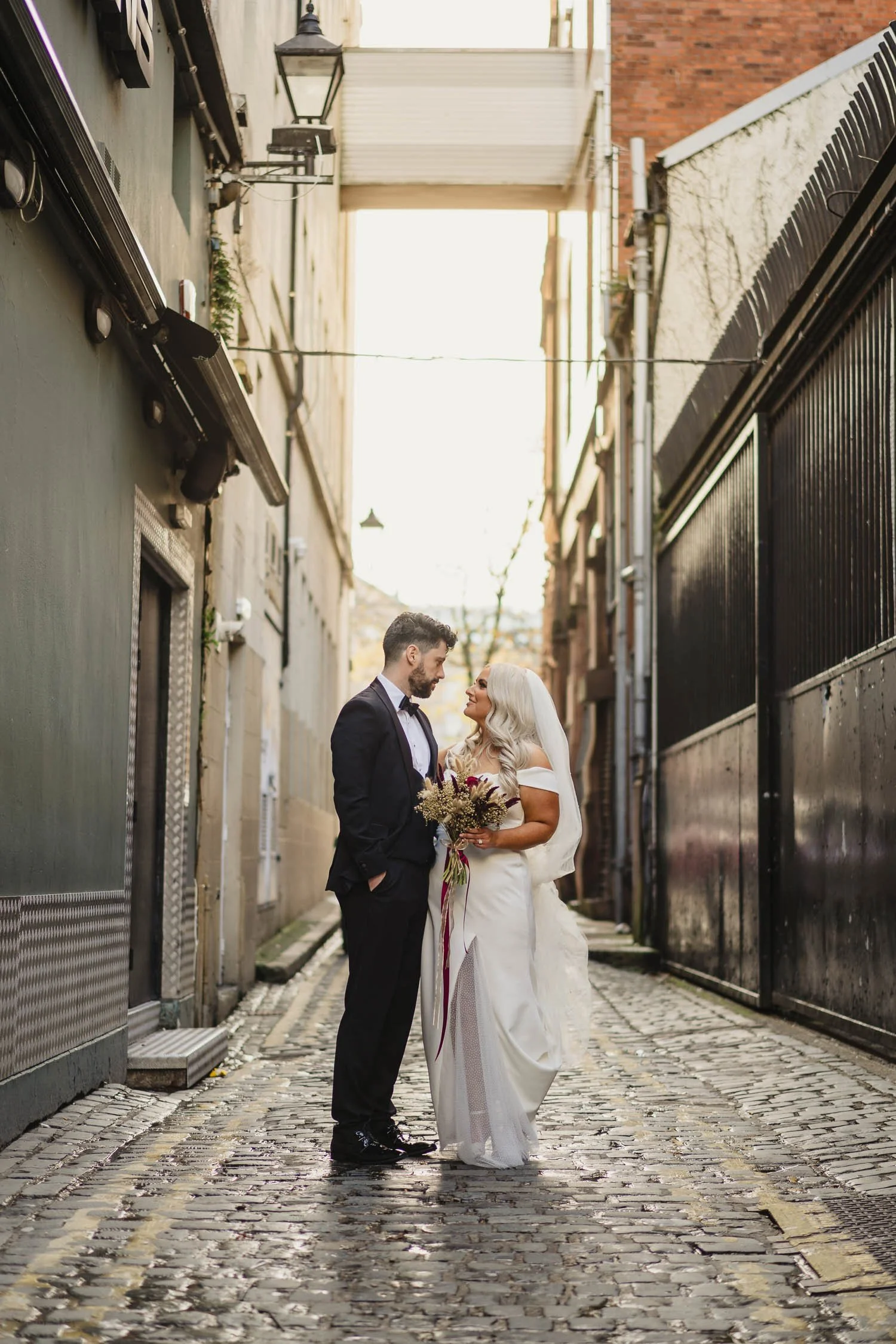  Louise and Peter’s gorgeous wedding photos in The Treehouse at AMPM. After morning prep in Omagh, we headed to Belfast for their humanist ceremony in AMPM, followed by photos around City Hall in Belfast.  