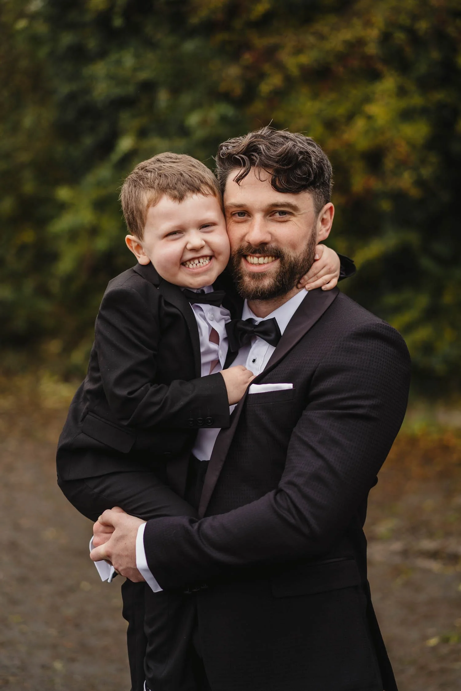  Louise and Peter’s gorgeous wedding photos in The Treehouse at AMPM. After morning prep in Omagh, we headed to Belfast for their humanist ceremony in AMPM, followed by photos around City Hall in Belfast.  