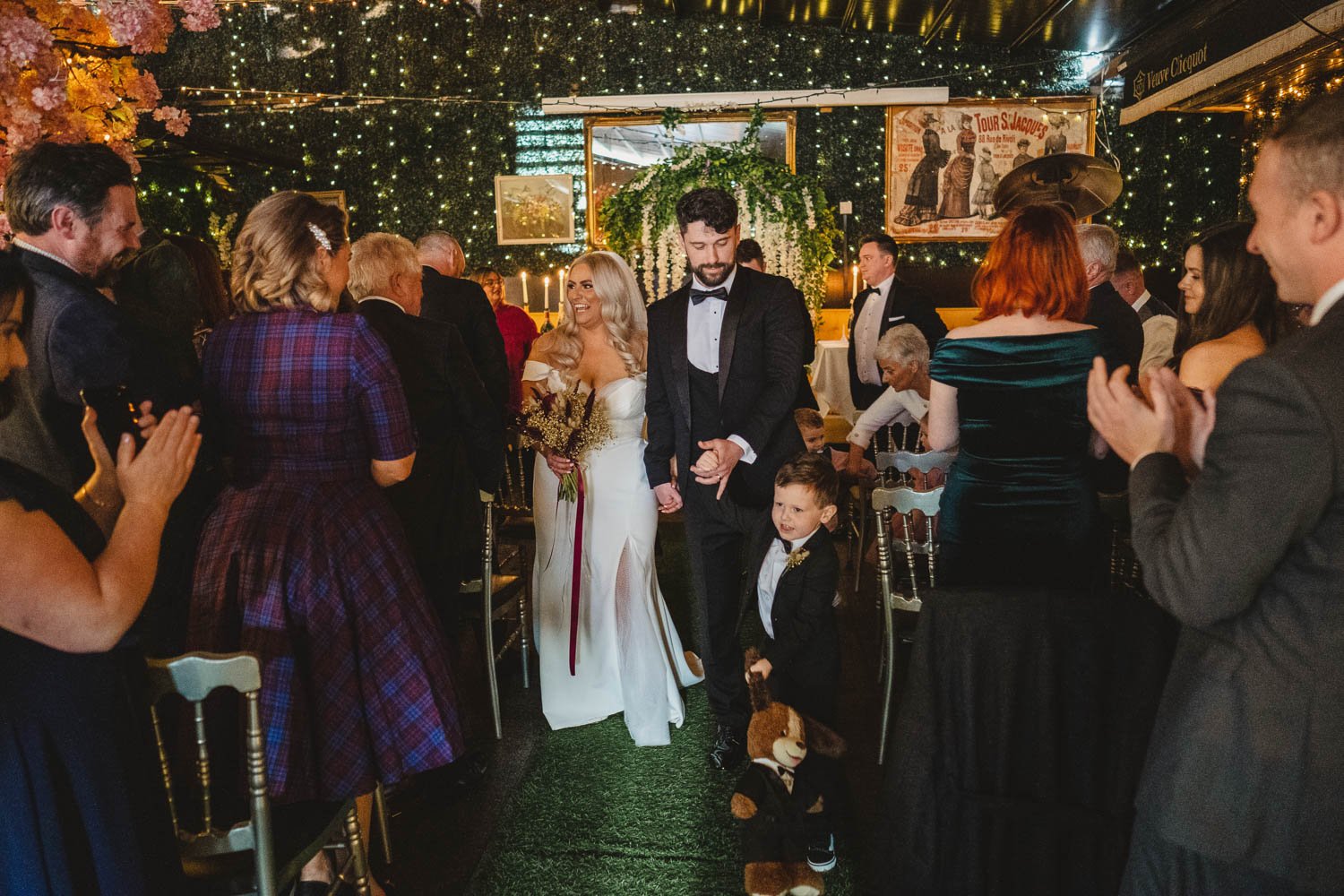  Louise and Peter’s gorgeous wedding photos in The Treehouse at AMPM. After morning prep in Omagh, we headed to Belfast for their humanist ceremony in AMPM, followed by photos around City Hall in Belfast.  