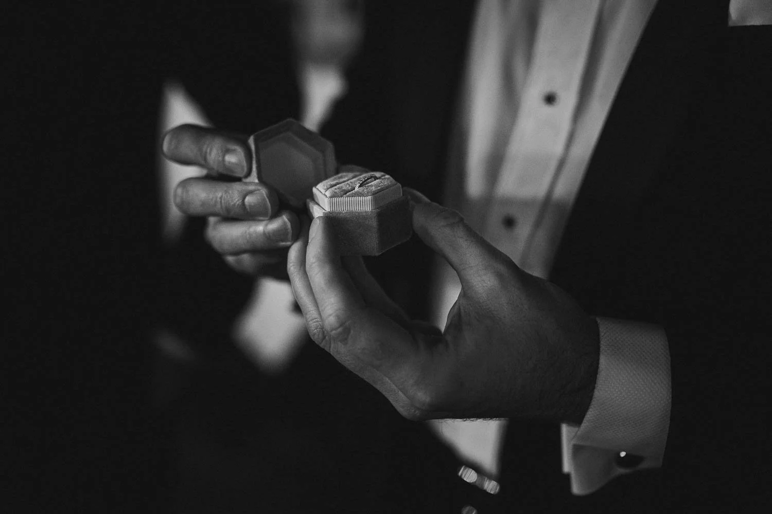  Louise and Peter’s gorgeous wedding photos in The Treehouse at AMPM. After morning prep in Omagh, we headed to Belfast for their humanist ceremony in AMPM, followed by photos around City Hall in Belfast.  