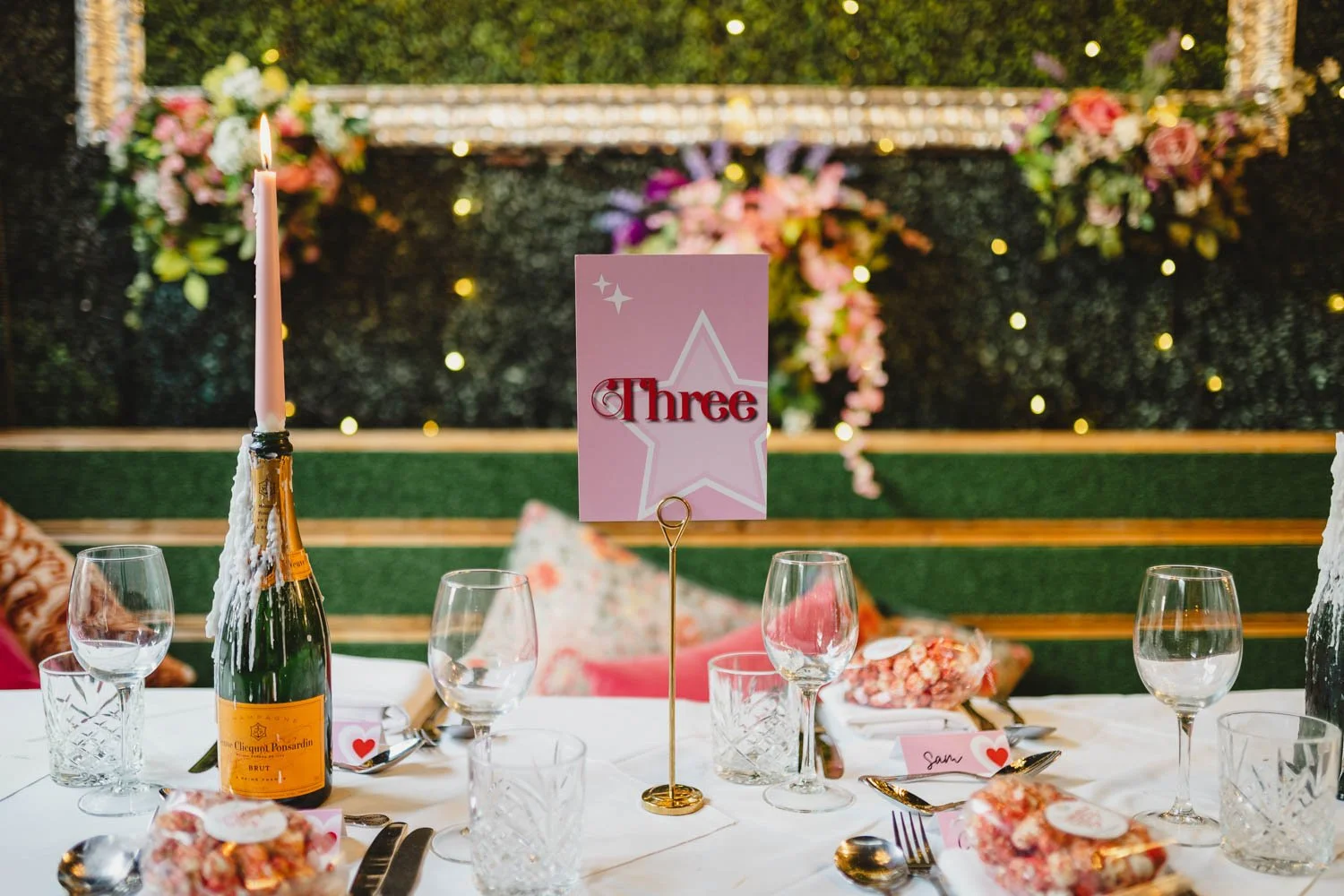  Louise and Peter’s gorgeous wedding photos in The Treehouse at AMPM. After morning prep in Omagh, we headed to Belfast for their humanist ceremony in AMPM, followed by photos around City Hall in Belfast.  