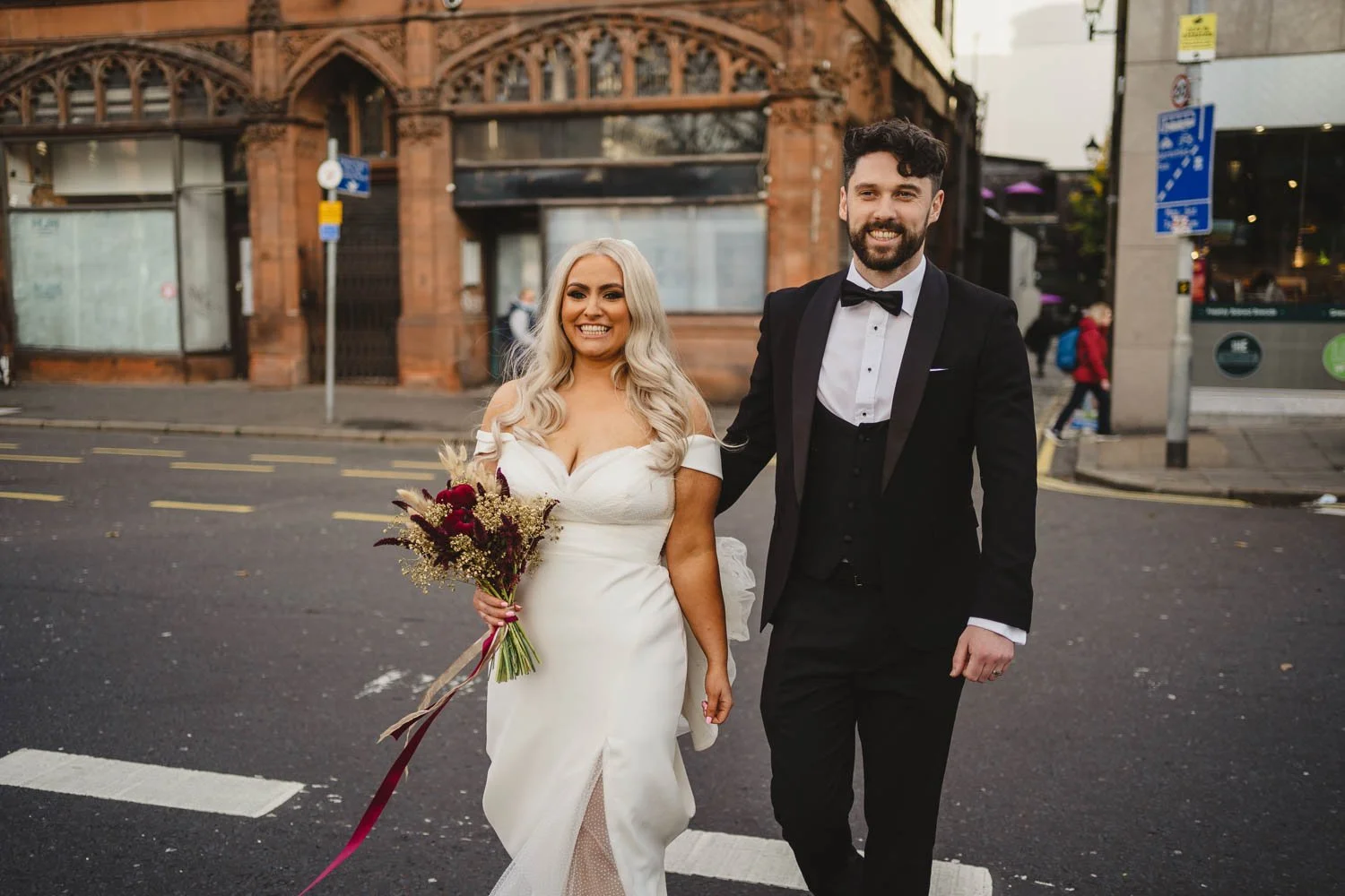  Louise and Peter’s gorgeous wedding photos in The Treehouse at AMPM. After morning prep in Omagh, we headed to Belfast for their humanist ceremony in AMPM, followed by photos around City Hall in Belfast.  