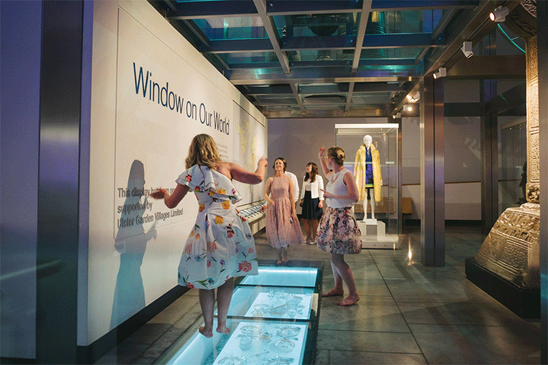 Ulster Museum Wedding Photos 187.GIF