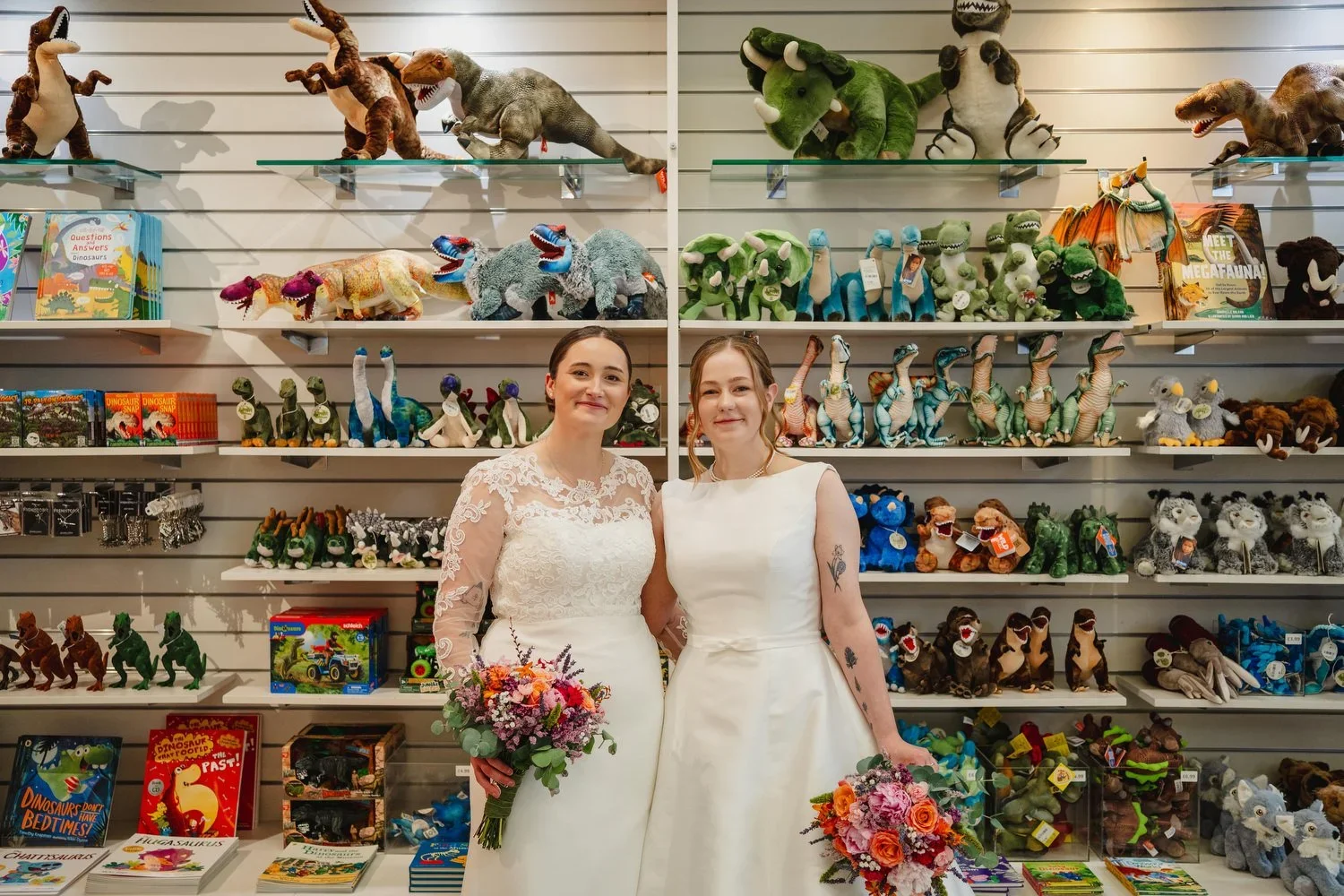 Holly+and+Daisy+Ulster+Museum+&+White's+Tavern+Wedding++038.webp
