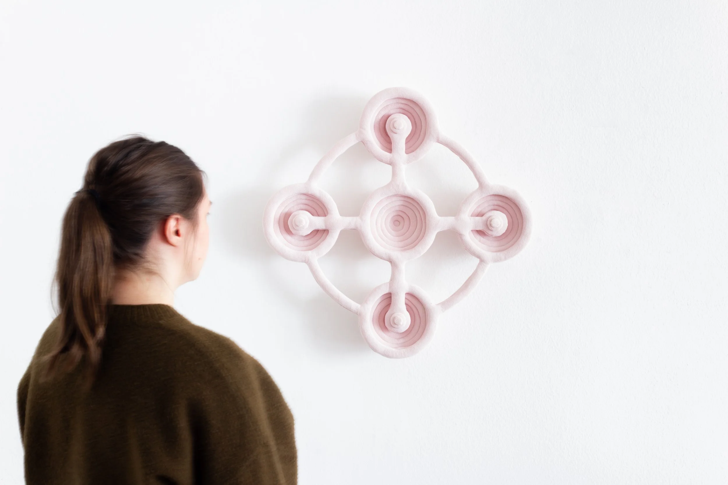 Sem título #5, 2025
Série: "O mundo inteiro é uma ponte muito estreita"