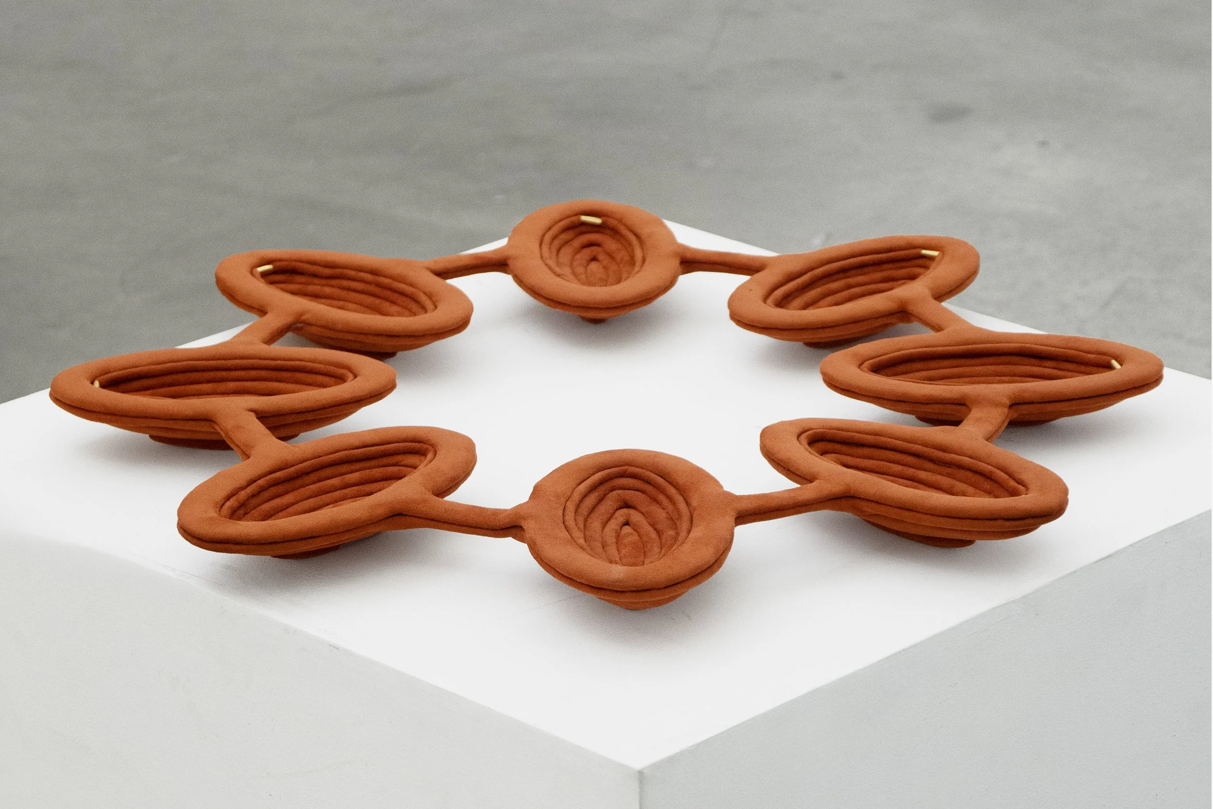 Sem título #3, 2024
Série: "O mundo inteiro é uma ponte muito estreita"