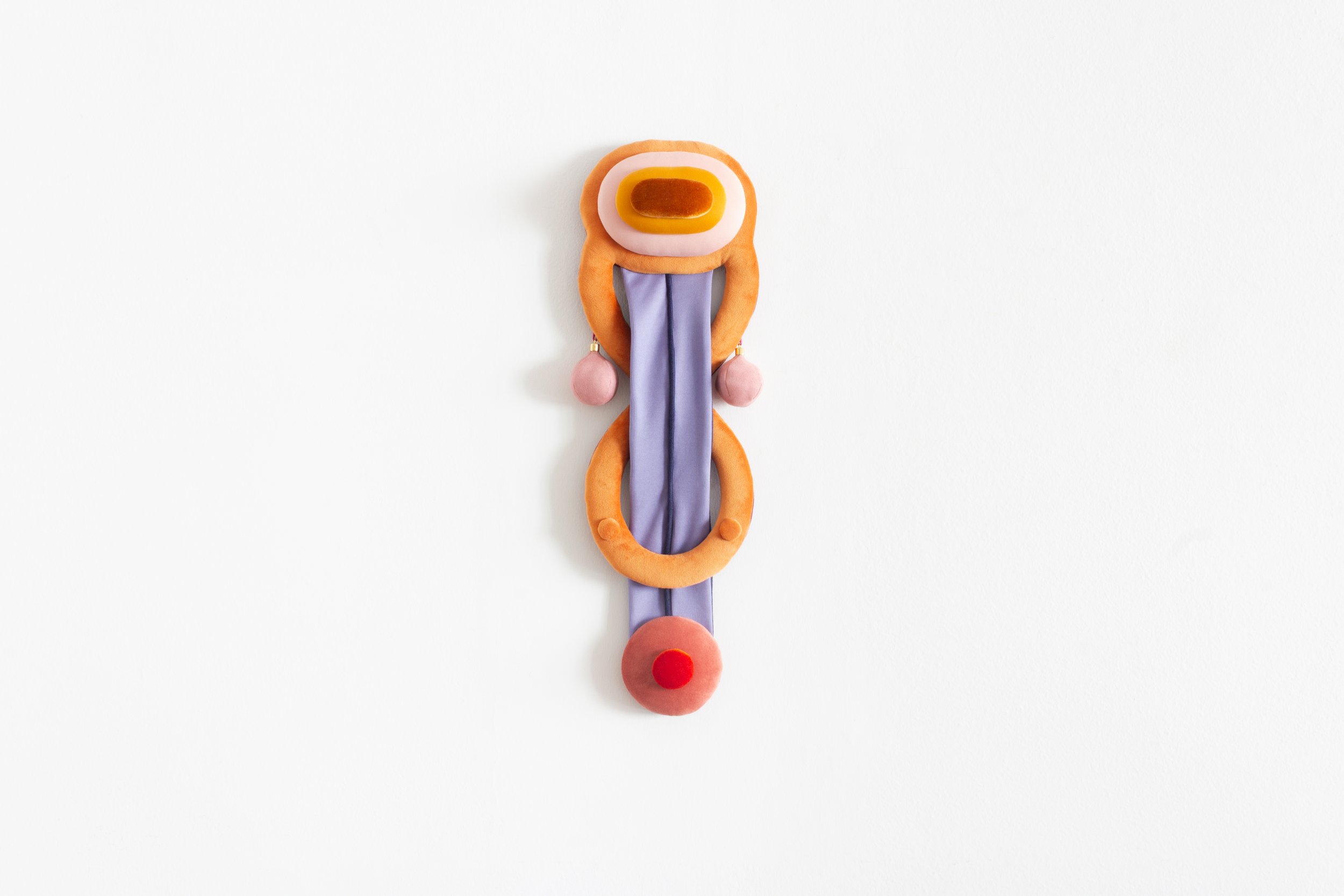 Sem título #4
Série: "Amuletos para atravessar paisagens"