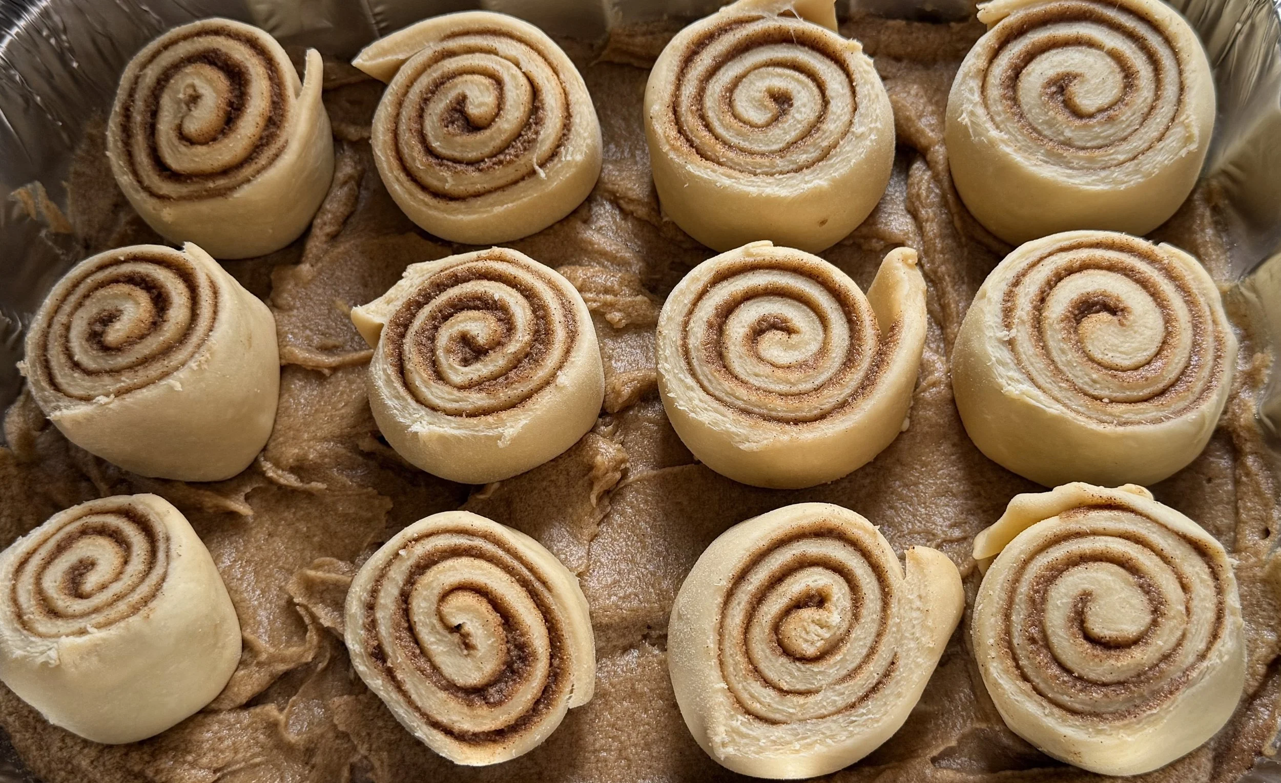 cinnamon rolls.jpg