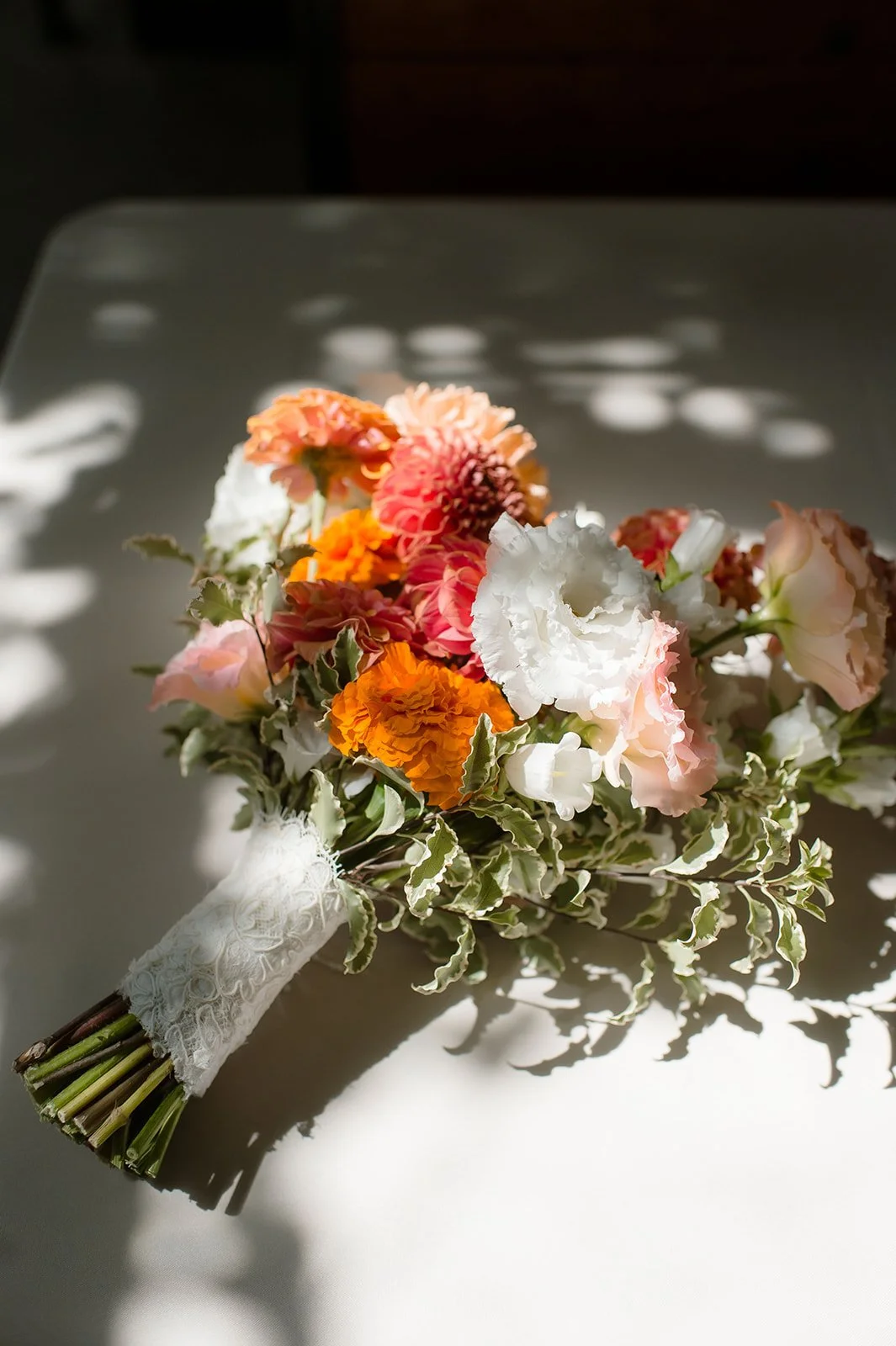 Choosing Fall Wedding Colors: Trends and Combinations for the Season