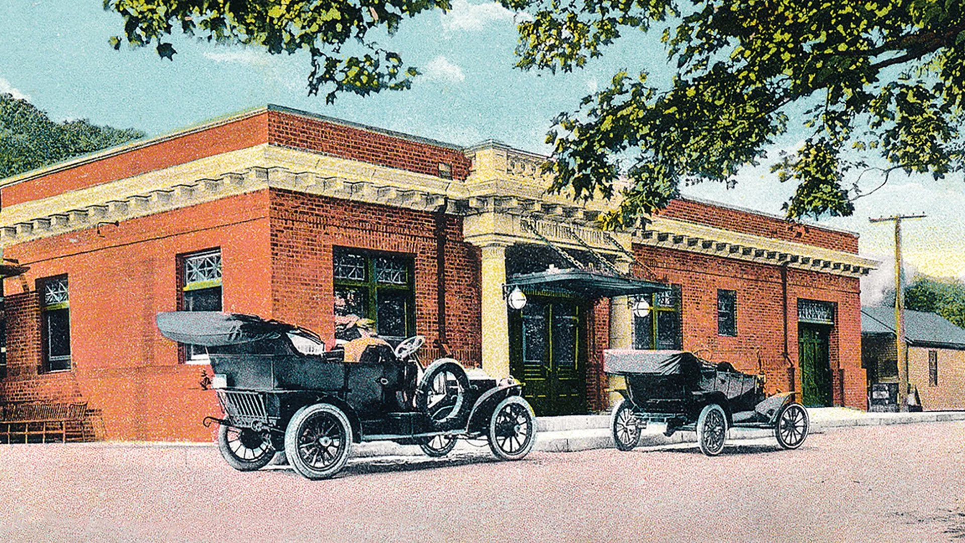 Falmouth-Station-Old-Cars.jpg