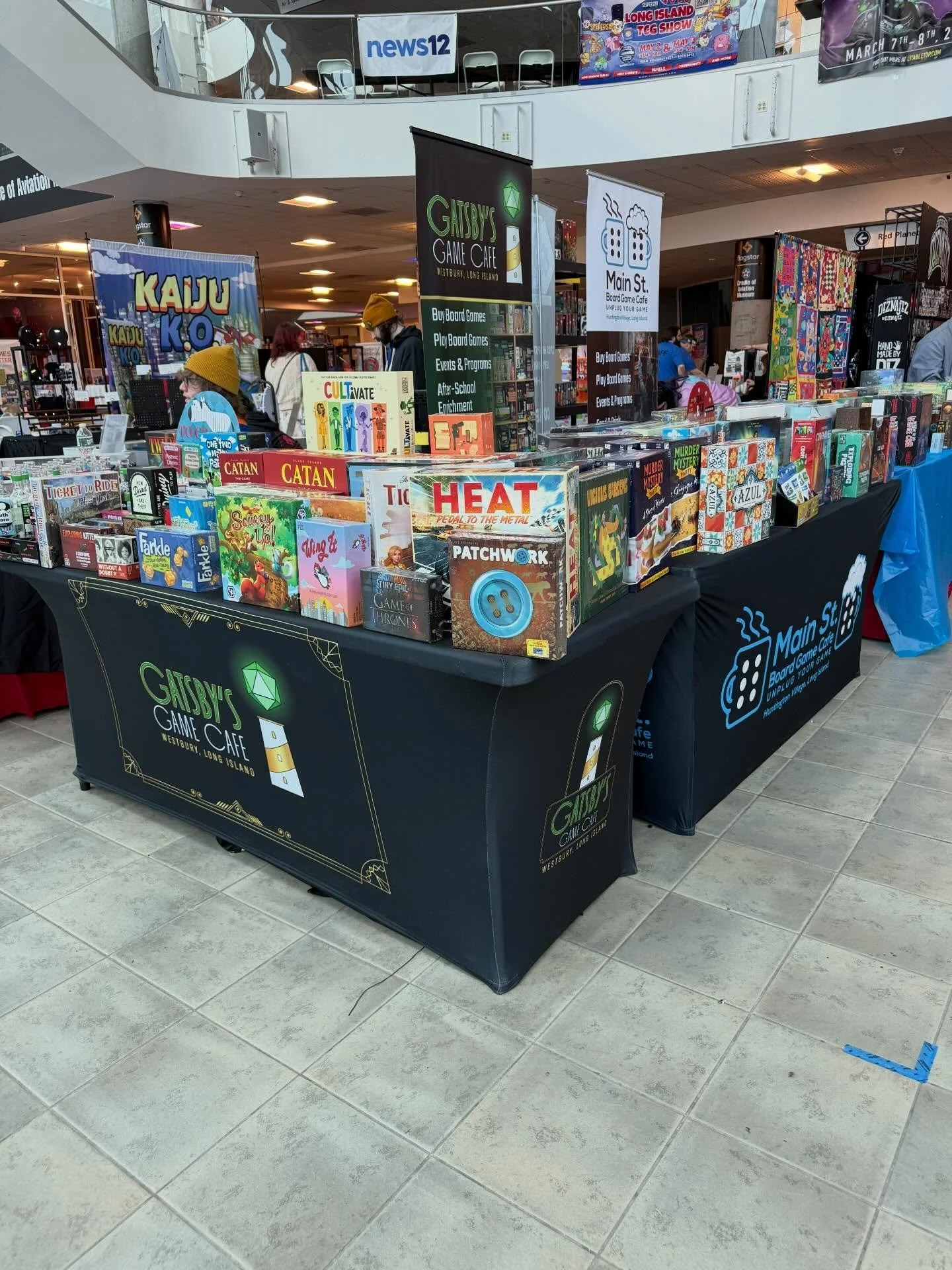 Board Game Cafe Team-Up Day 2!

#flgs #longisland #boardgamecafe #boardgames