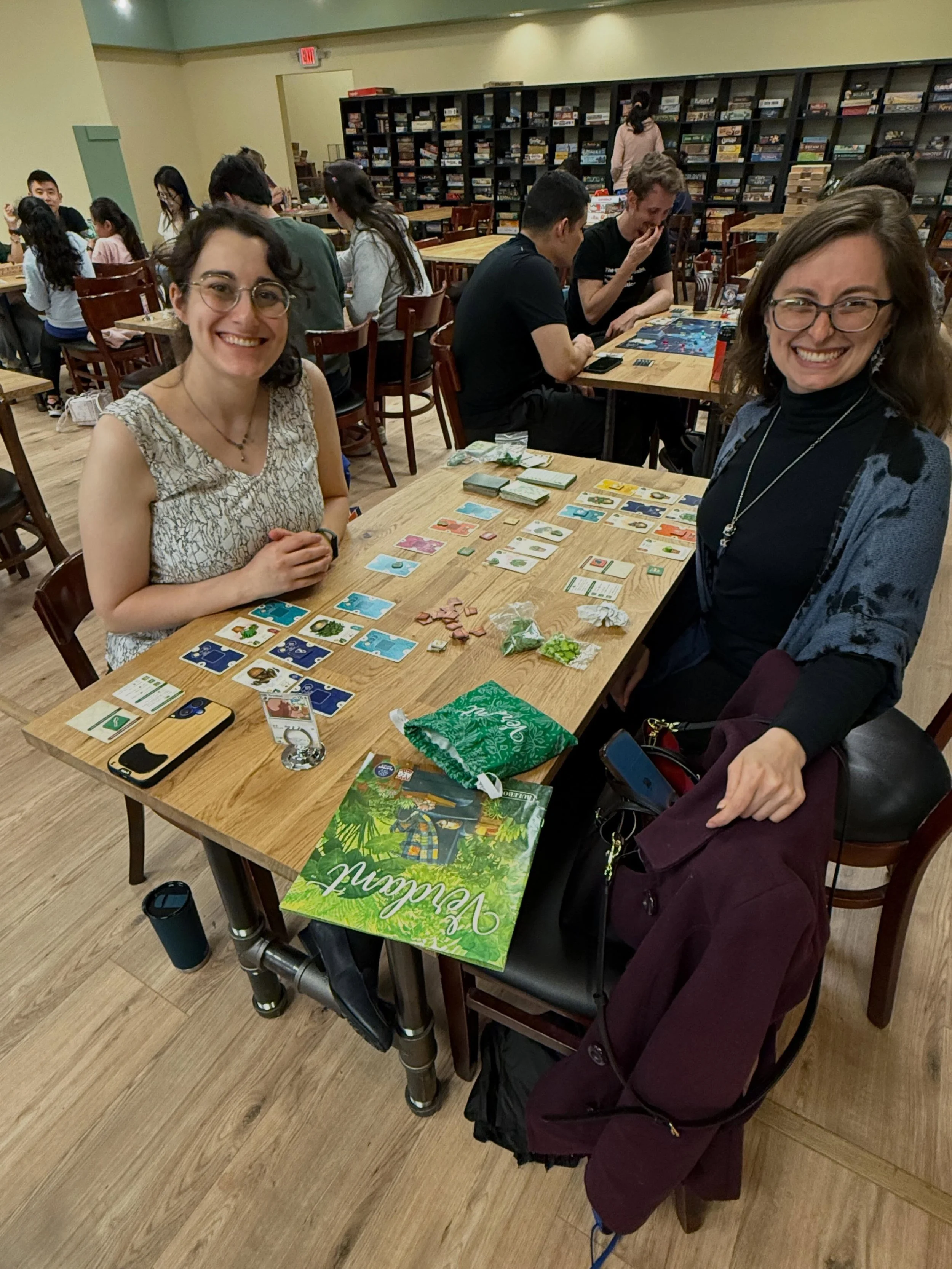 Board game Sunday!

#flgs #longisland #besties #boardgames