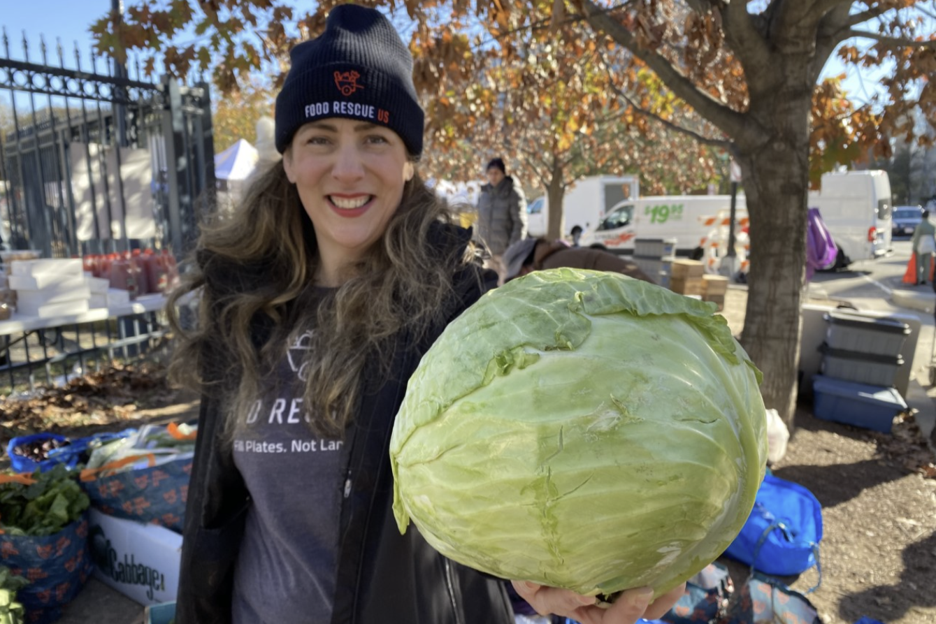 Jay Korff with WJLA/7News reports "DC nonprofit tackles hunger by rescuing, delivering fresh food before it's thrown away" on December 19, 2022