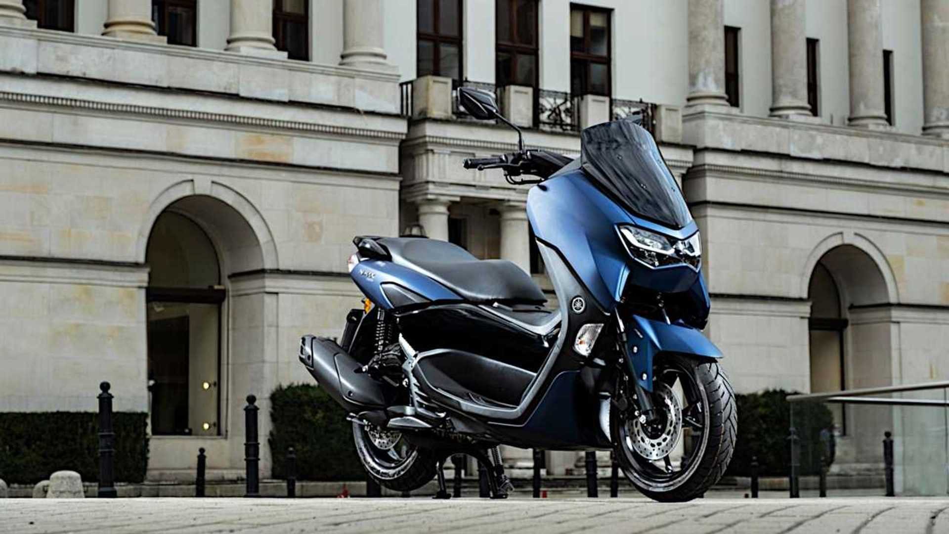 2021-yamaha-nmax---right-side-parked-city-blue.jpg