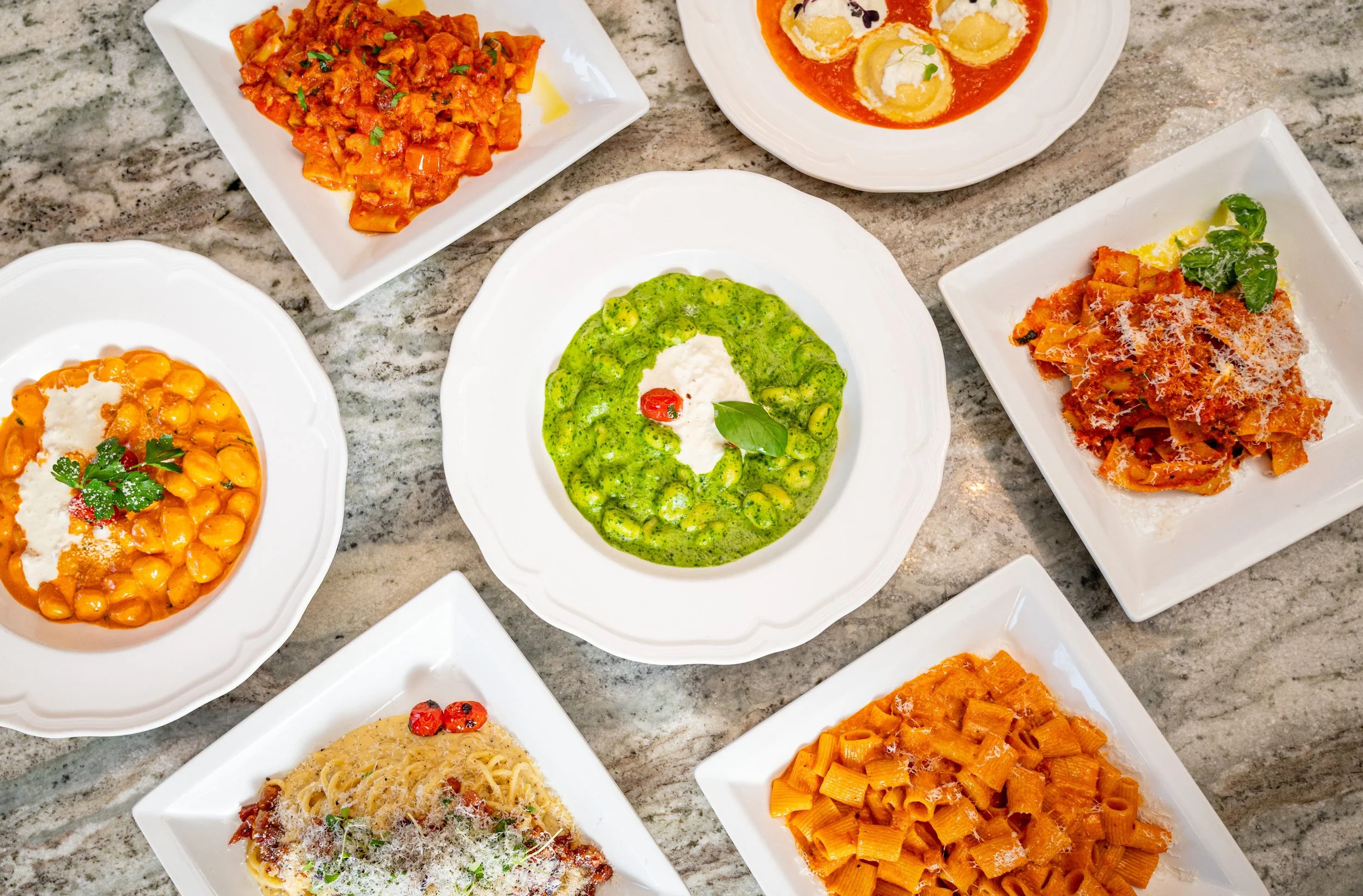 Alessandros_Wood_Fired_Italian_Pasta_Groups_NIC.OLEphotography-90.jpg