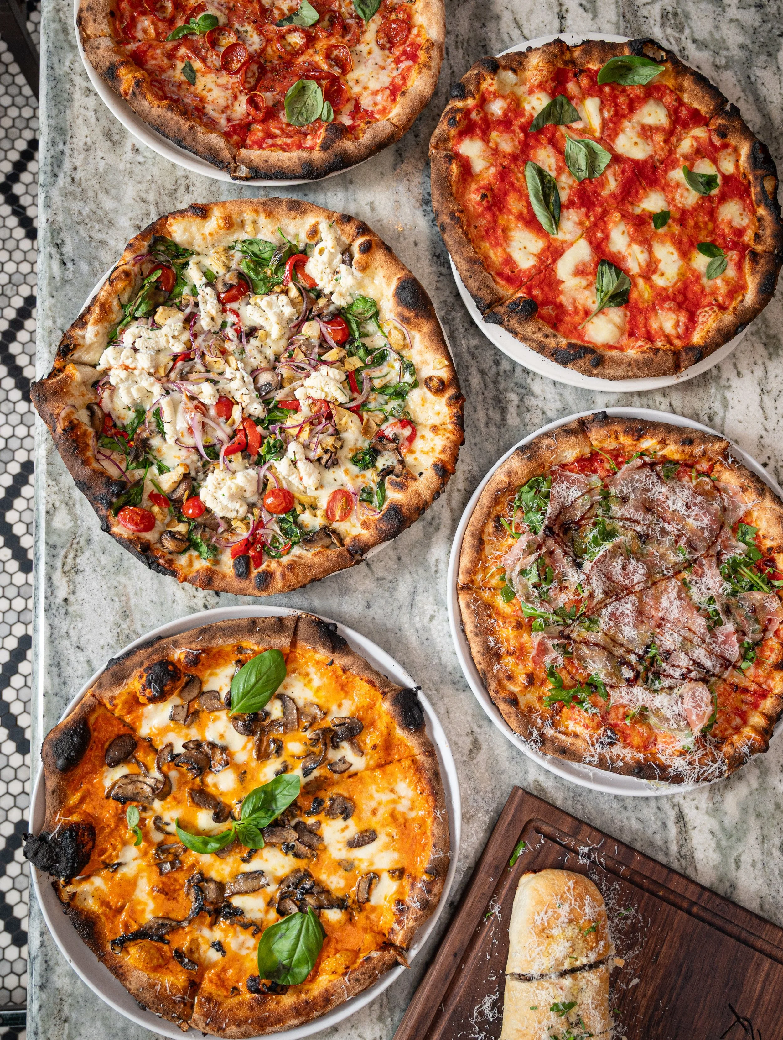 Alessandros_Wood_Fired_Italian_Pizza_Groups_NIC.OLEphotography-93.jpg
