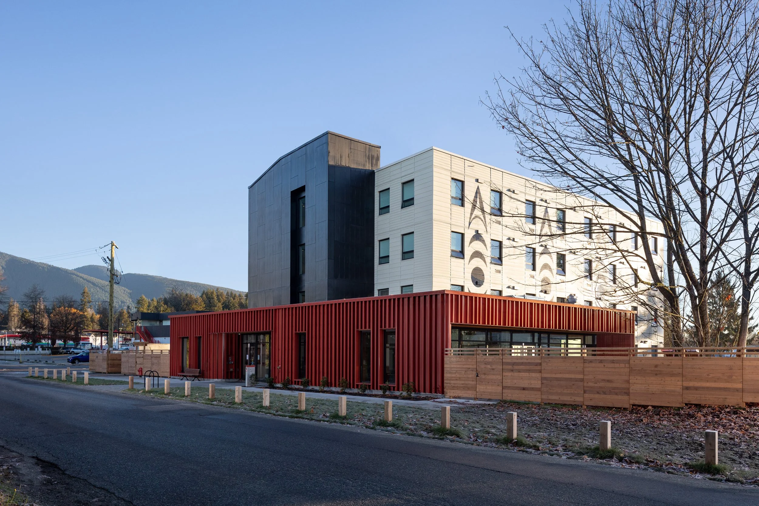 Estítkw Place