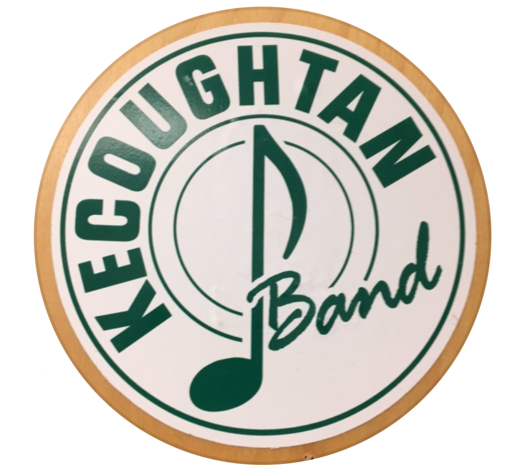A circular sign with a wooden border that reads 'Music Queen Tahn Band' and features a musical note in the center.