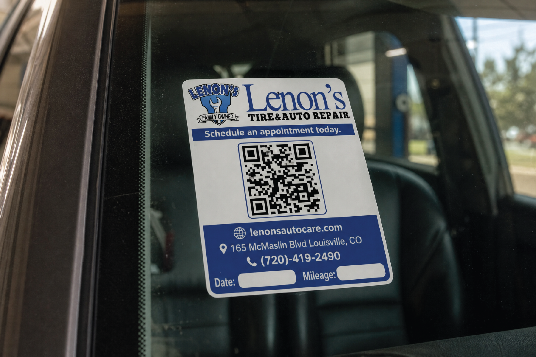 Portfolio_LennonsAutoOilSticker.png