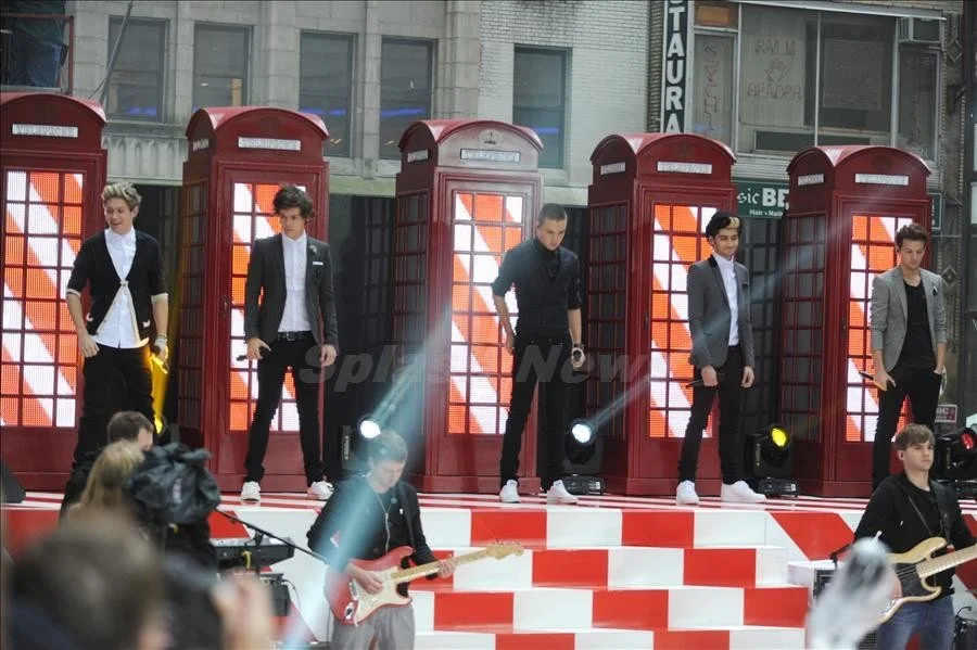 One Direction Rockefeller Center