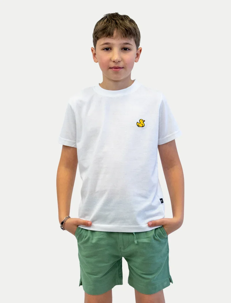 Playera_Duck_para_nino_color_blanco_vista_de_frente.webp