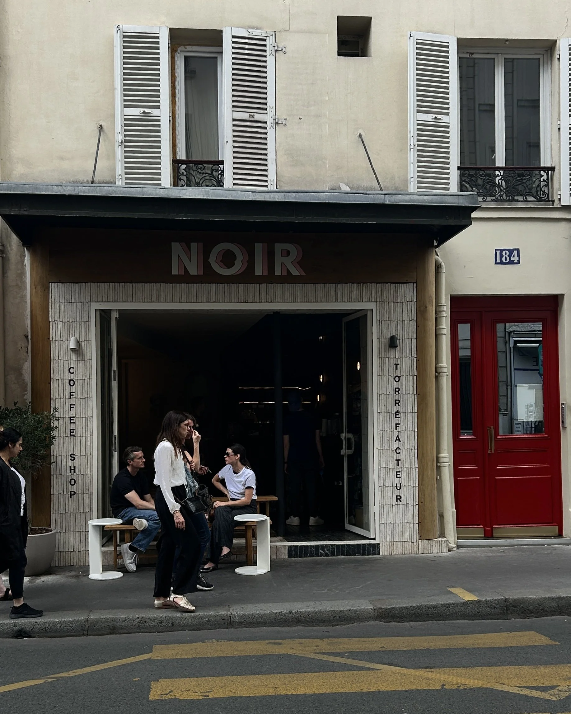 noir cafe.jpg