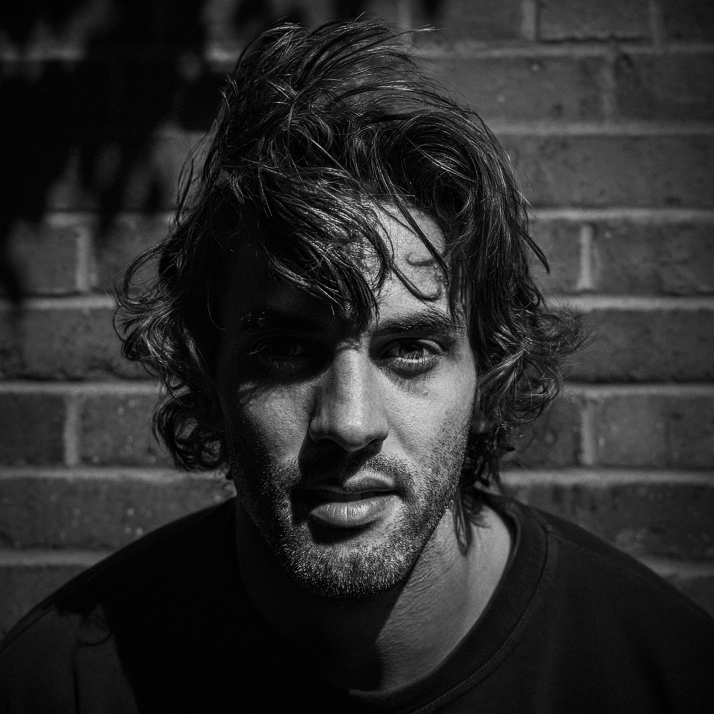 REVIEW: Couvo Digs Through Memories in New Single, “THRIFT STORE JACKET”