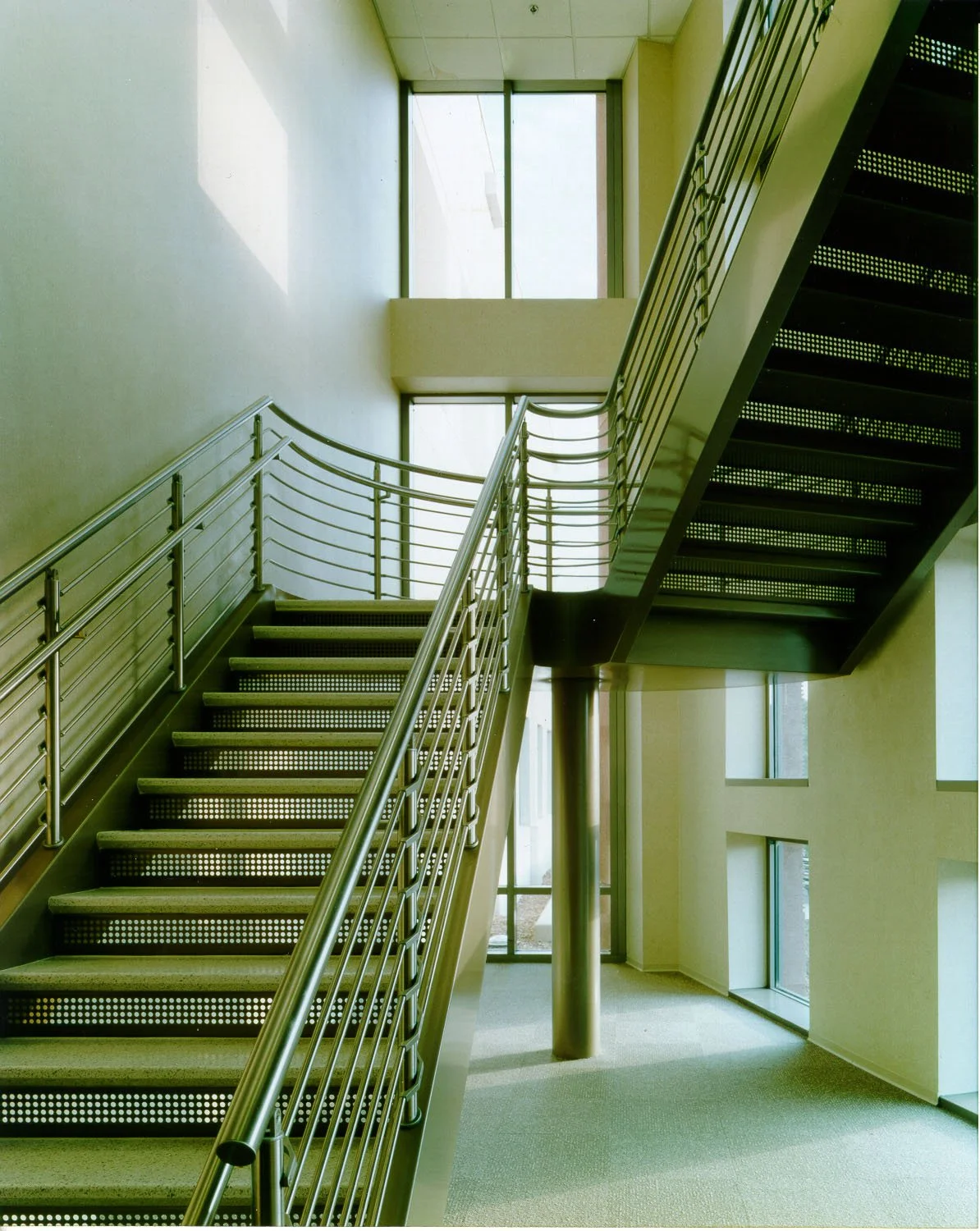 stairs1.jpg