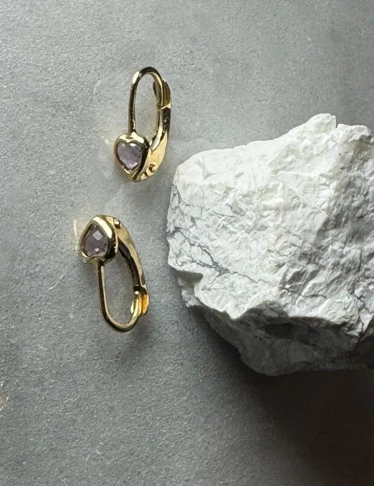 Earring  14k  Leverback and Stone