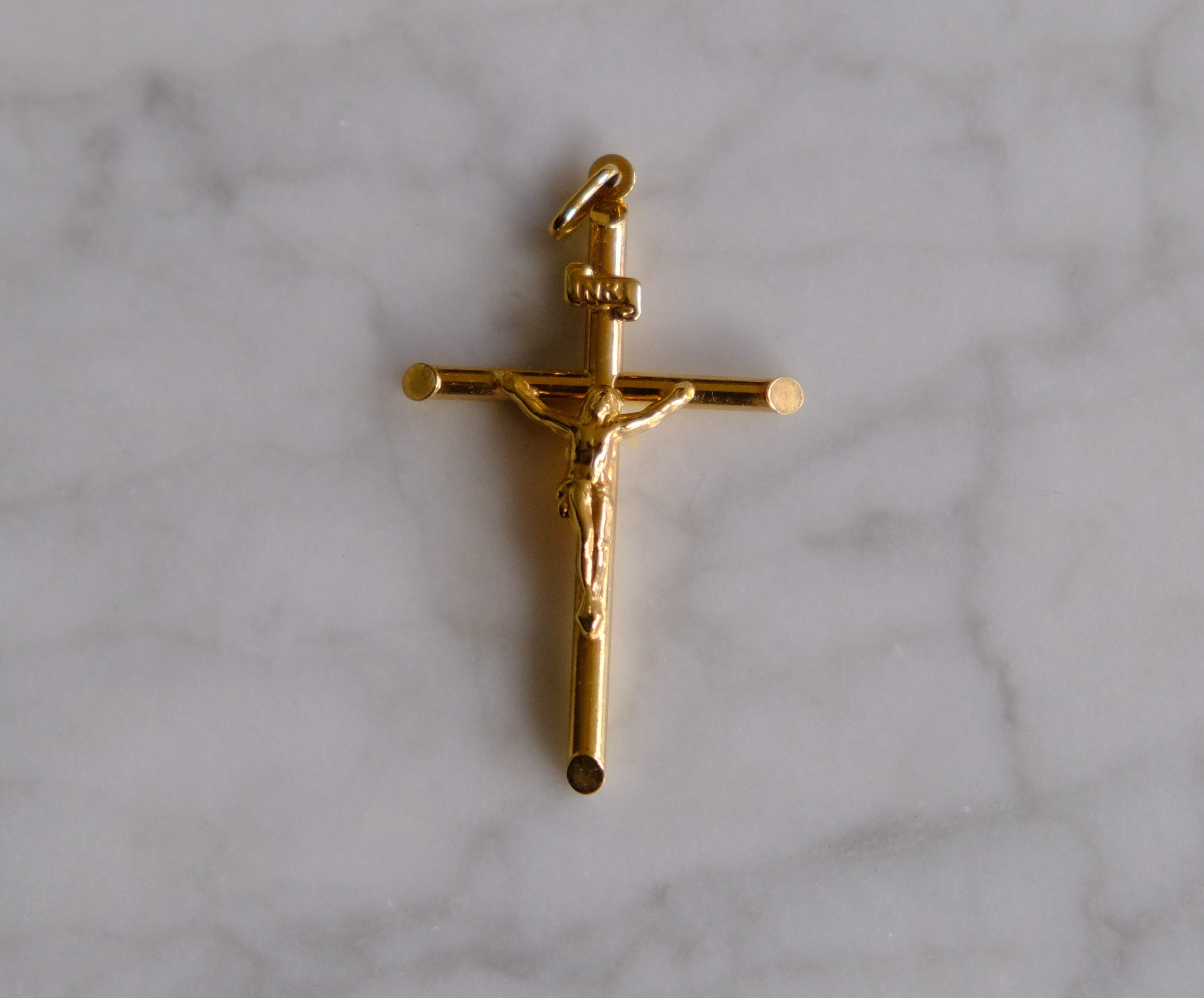 Pendant crucifix $676 #79..JPG