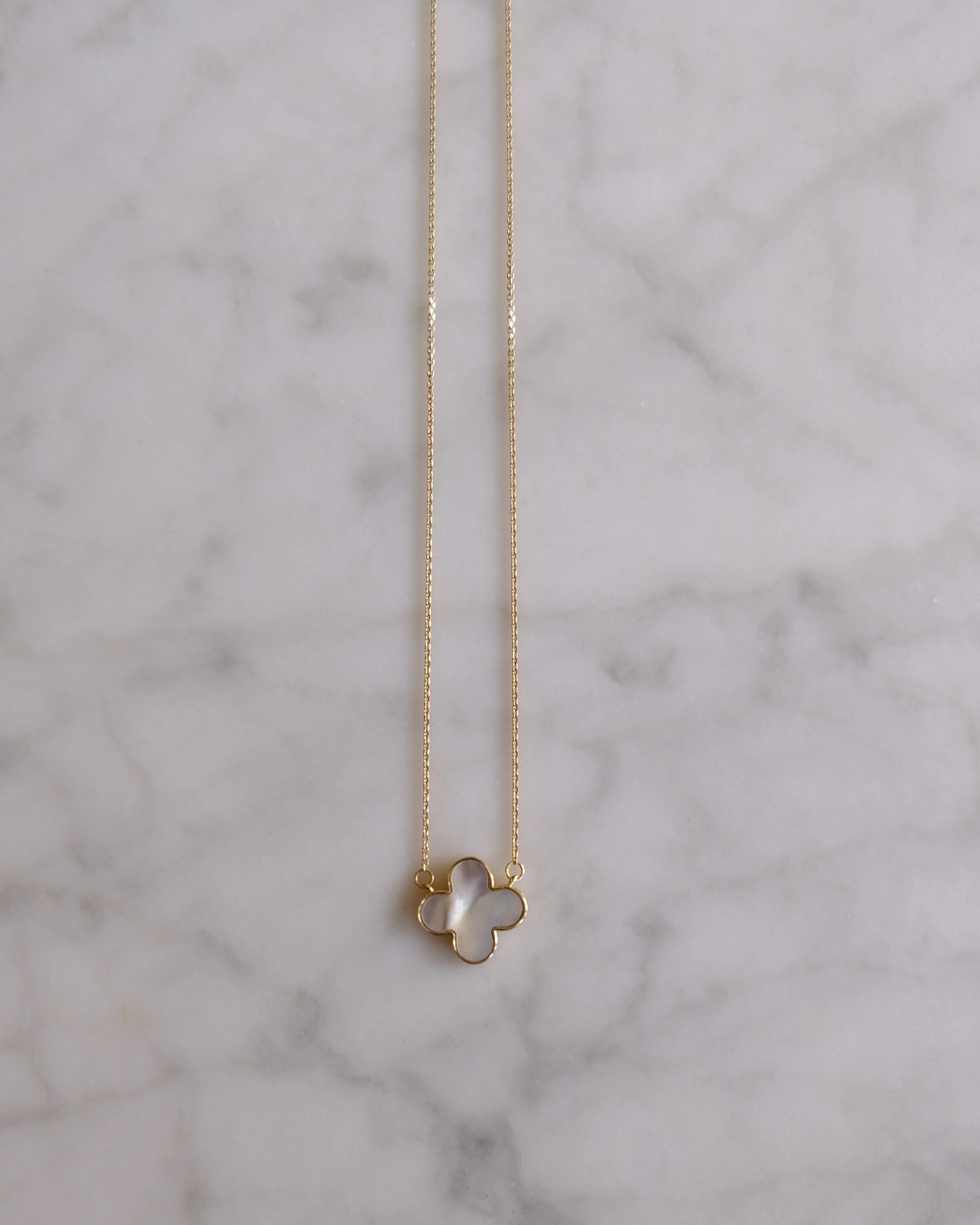 Chain small white clover 18'' $416 #56 (2).JPG