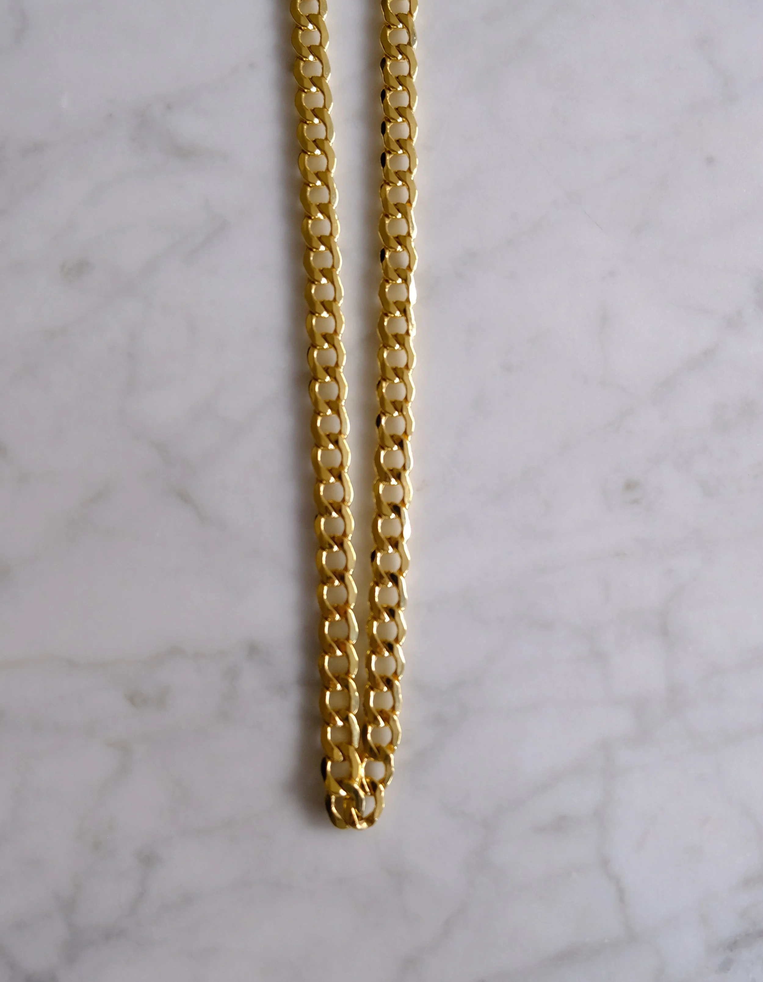 Chain Cuban 22''$5720 #46 (4 copy).jpg