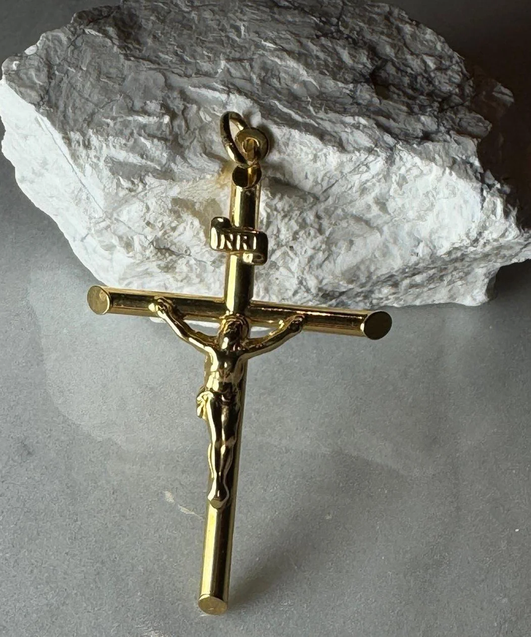 Pendant crucifix $676 #79.jpeg