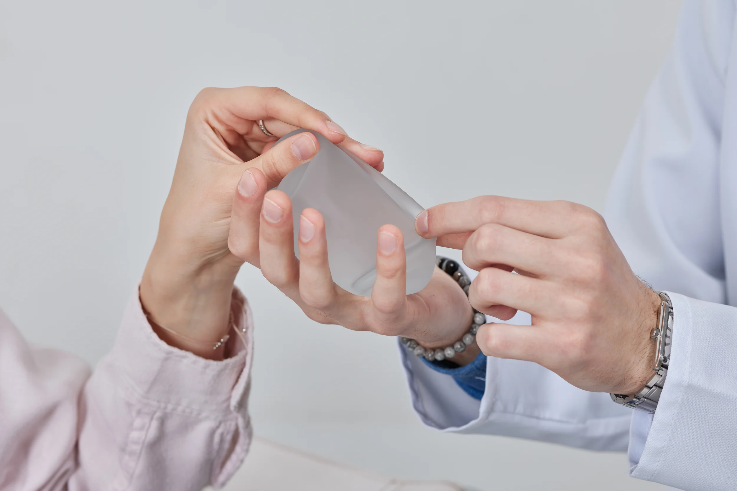 breast-implant-revision-correction-izmir