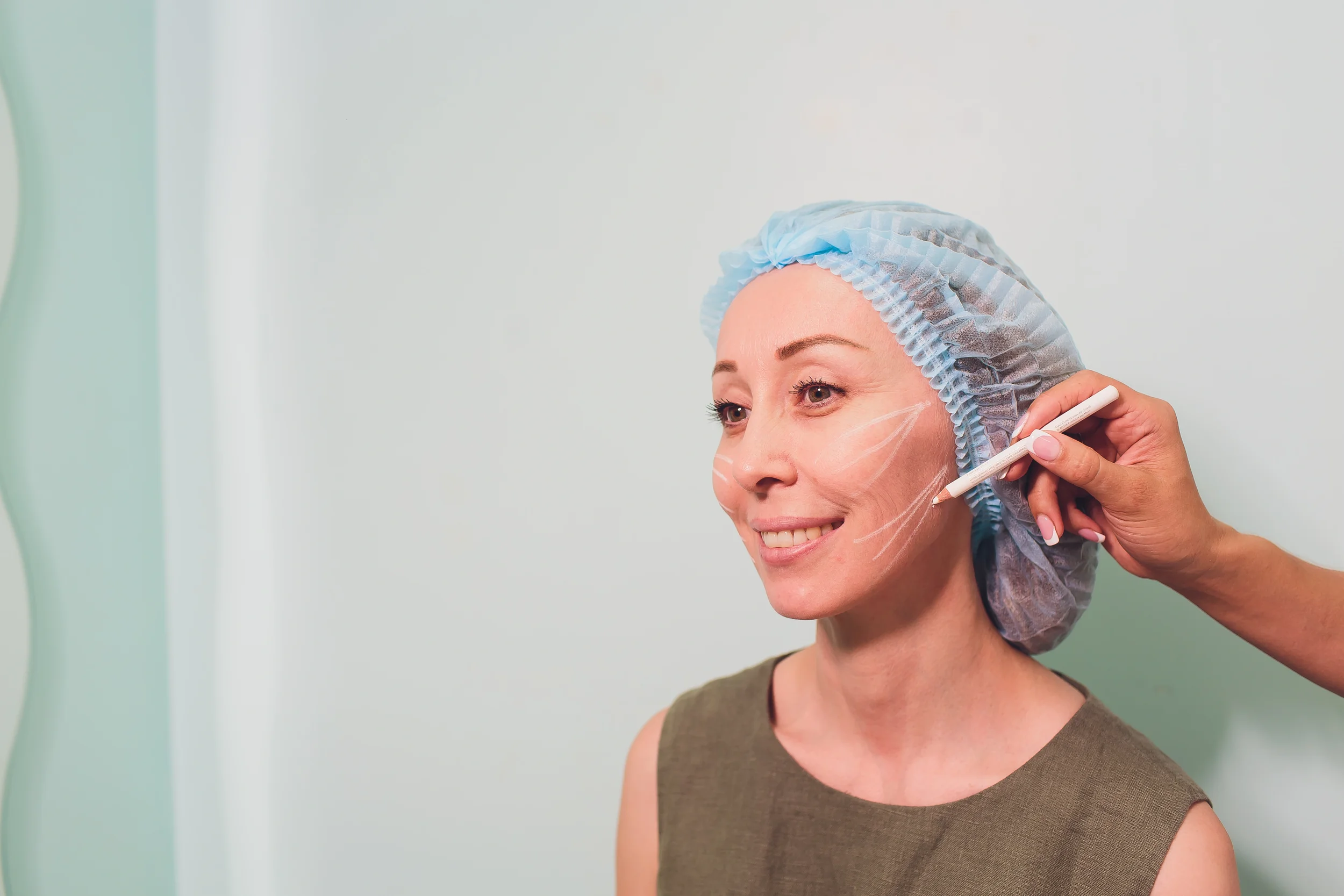 Thread Lift Procedure for Non-Surgical Face Rejuvenation Izmir