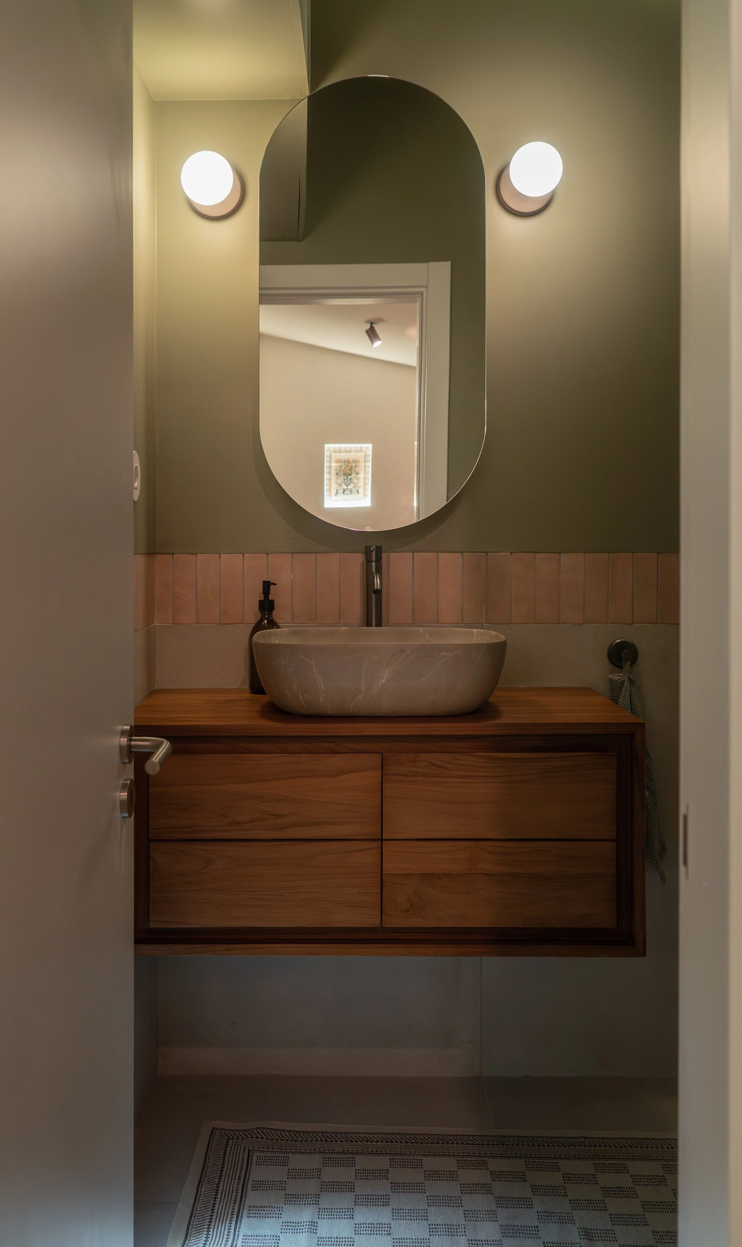 DSC07645.jpg   19.jpg