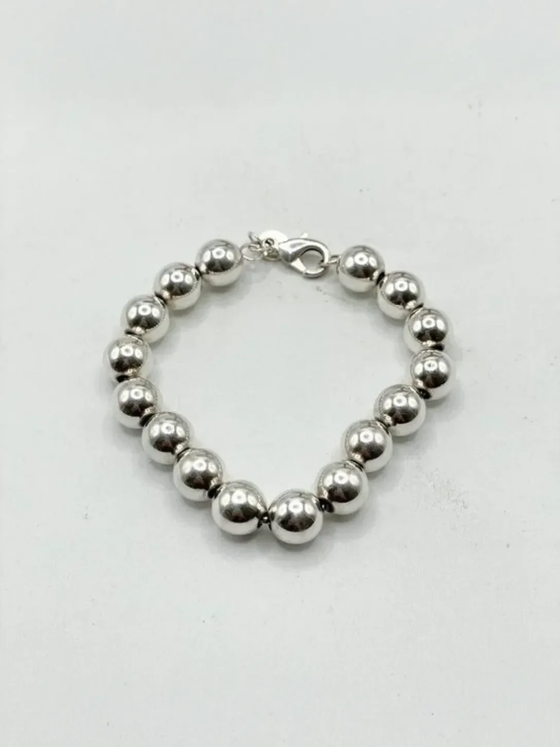 Grit-and-Glam_Products_Tiffany-and-Co-HardWear-Rare-Bead-Bracelet_image-2.webp
