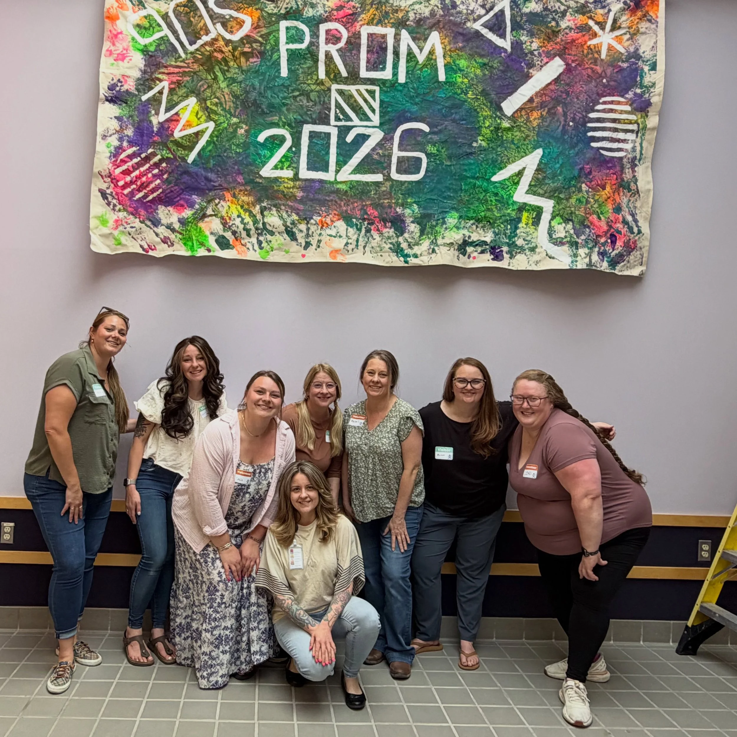 On Friday @thewomenscollectivenh volunteered at @cedarcrest4kids to help decorate for their prom on Saturday! 90s themed! So fun 📀💃🏽⚡️ this is our 3rd year helping prep for their prom! We love it and hope all the kids had a great time this weekend
