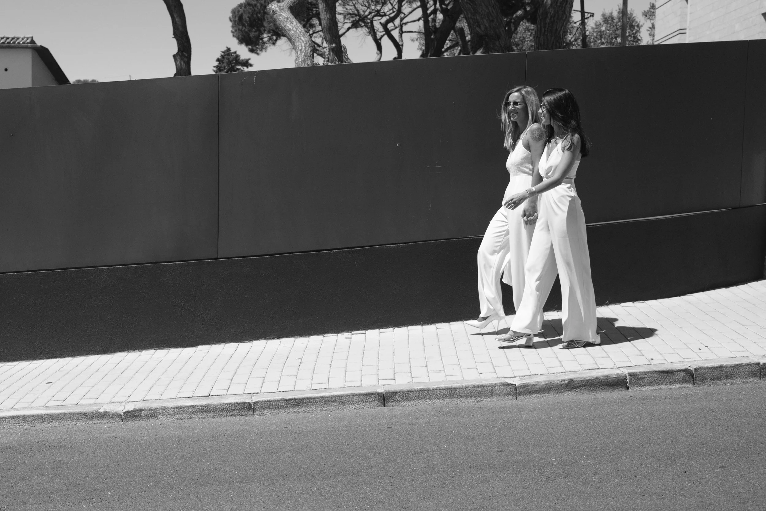 A quiet moment together just after Sofia and Leonor’s civil wedding ceremony in Cascais.