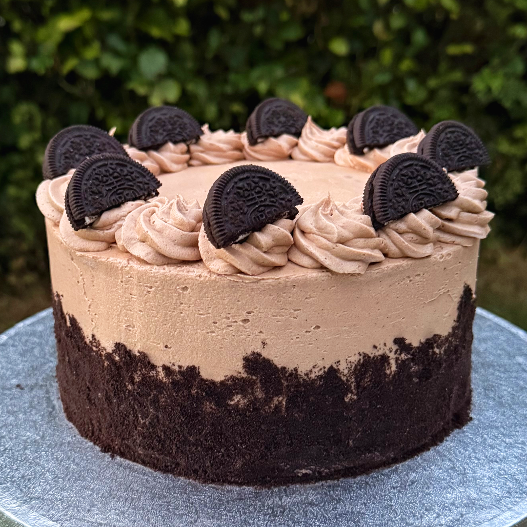 Custom Cake ( Small 6 Inch )