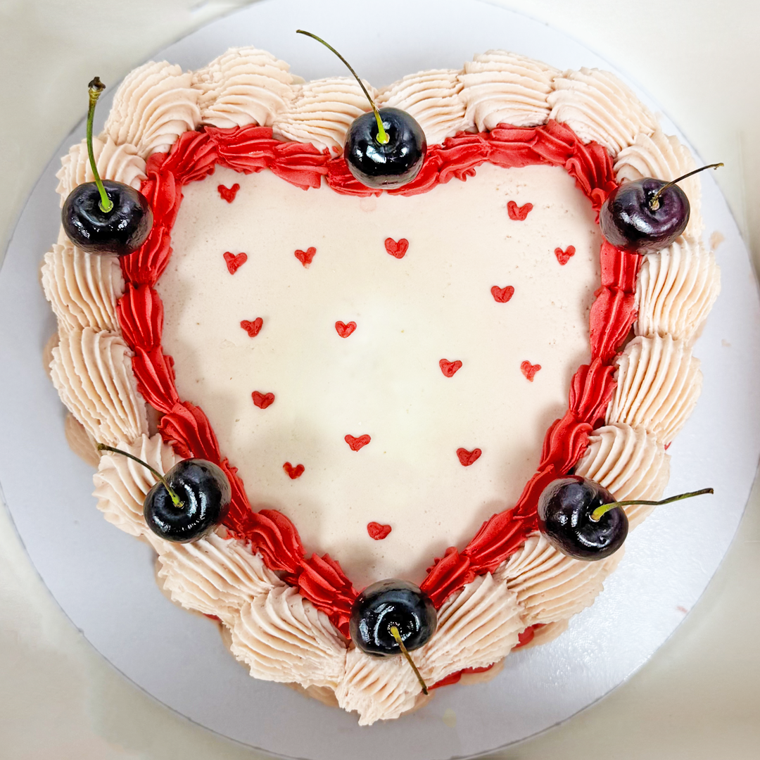 Custom Cake ( Medium 8 Inch )