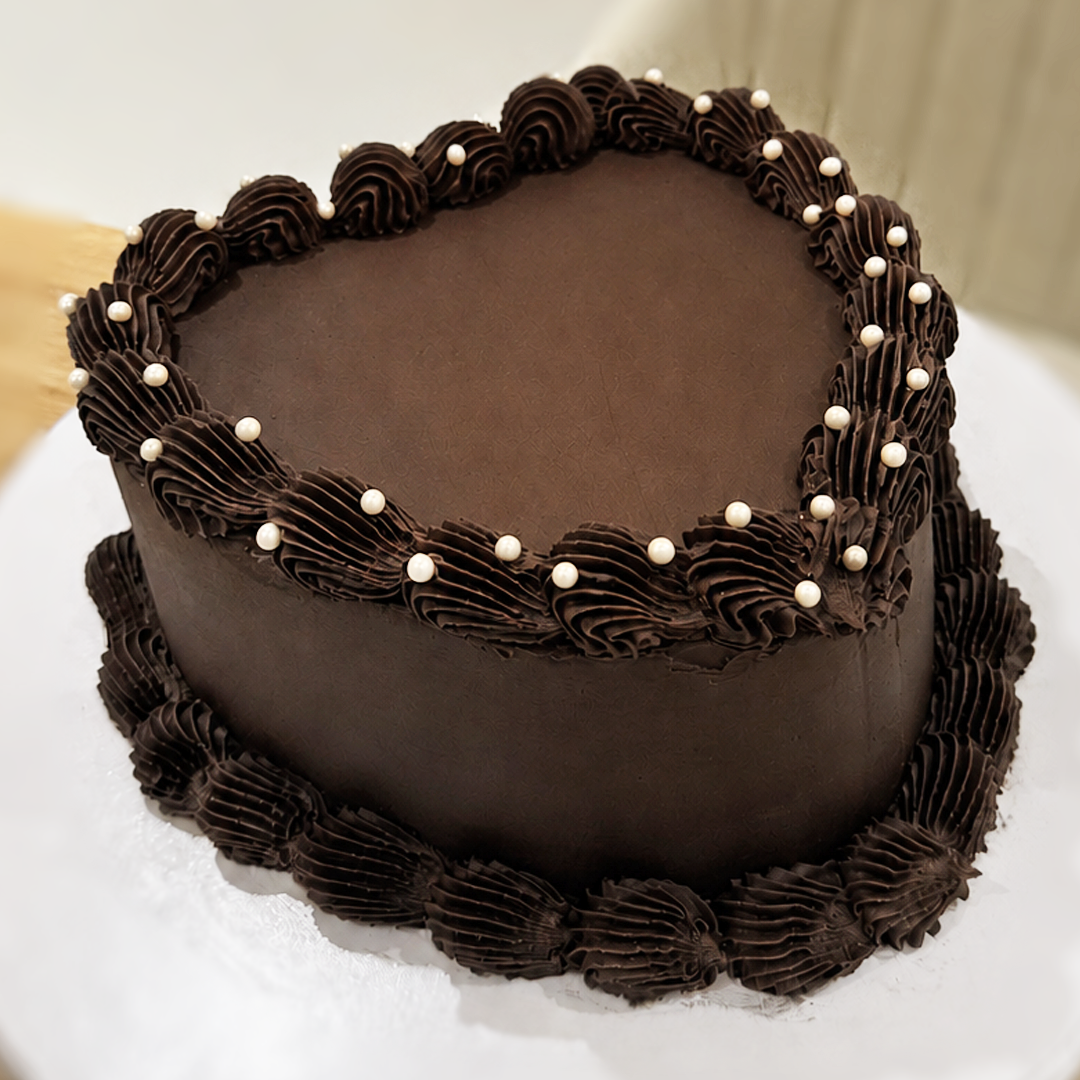 Fudge Chocolate Cake