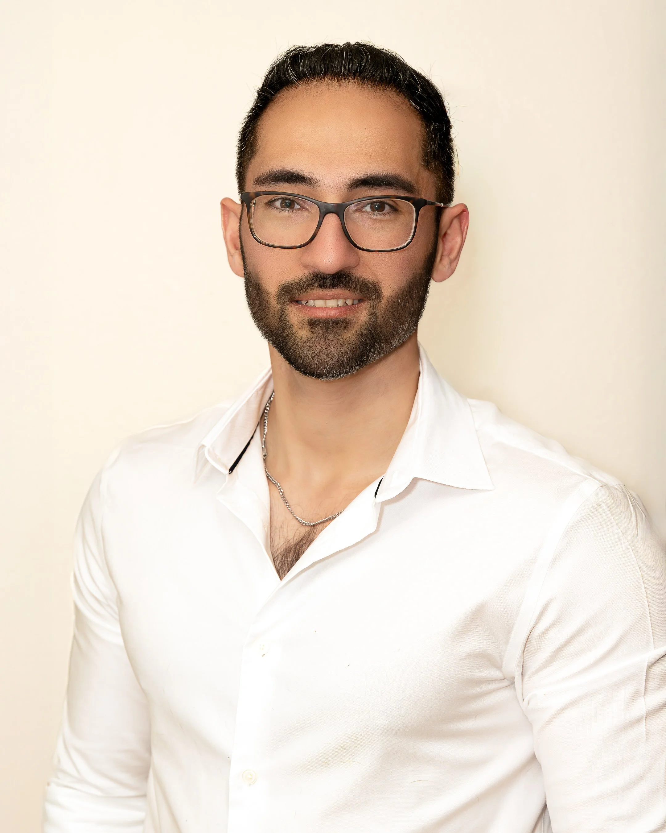 Headshot-1.jpg