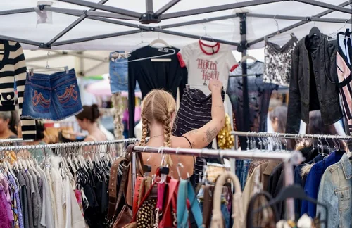 L.A. Flea, flea market in Sunset Boulevard, Echo Park, photo 2 of 4