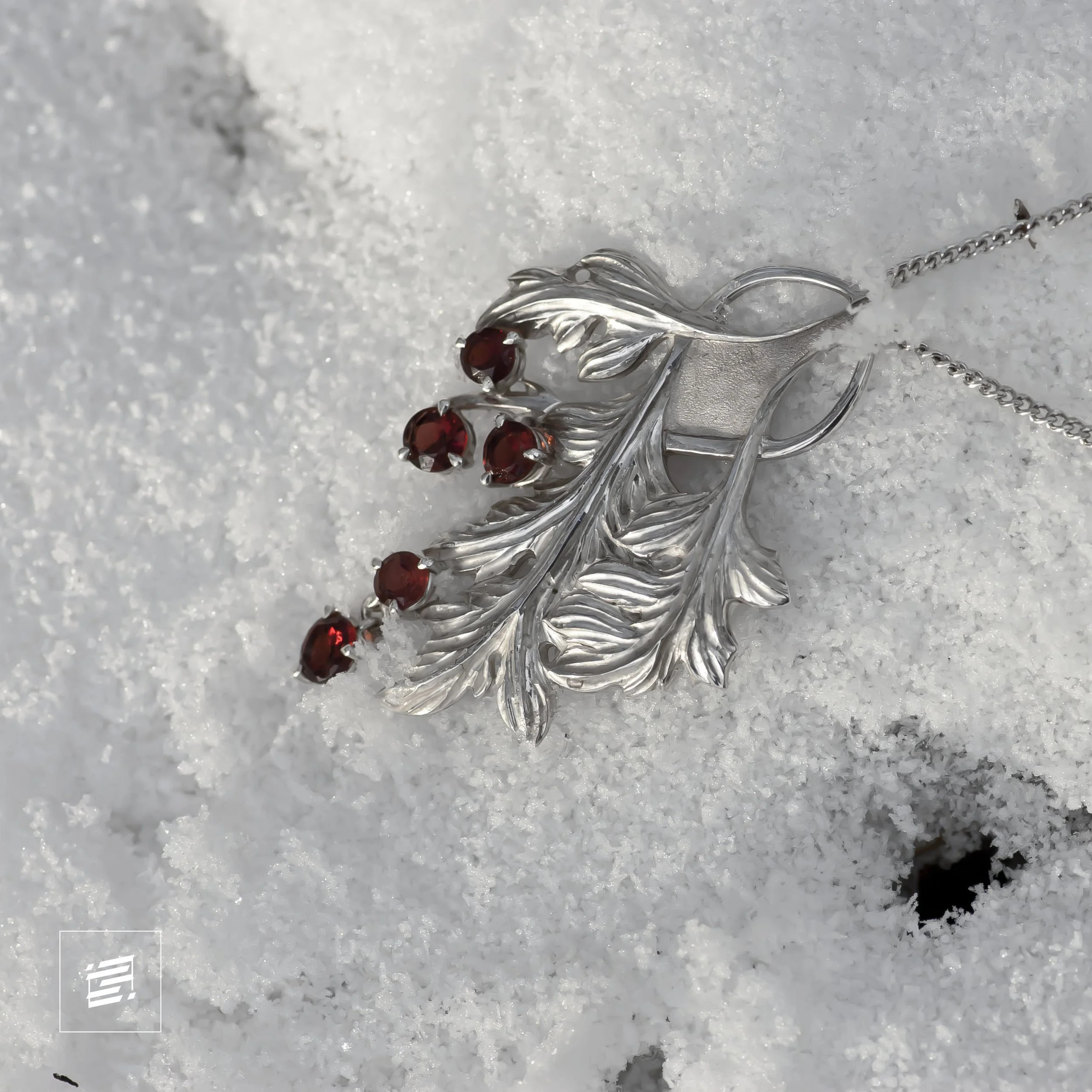 collier feuillages 3.jpg