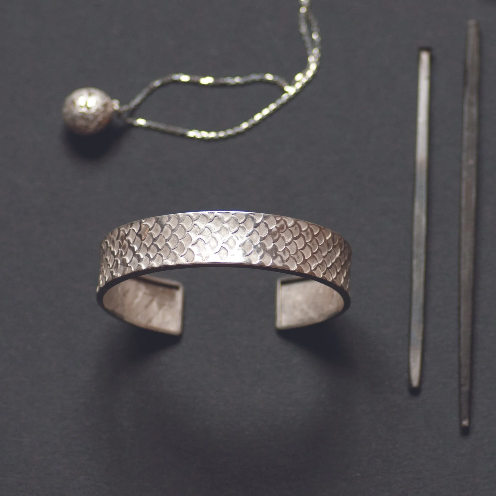 bracelets ECAILLES1.jpg