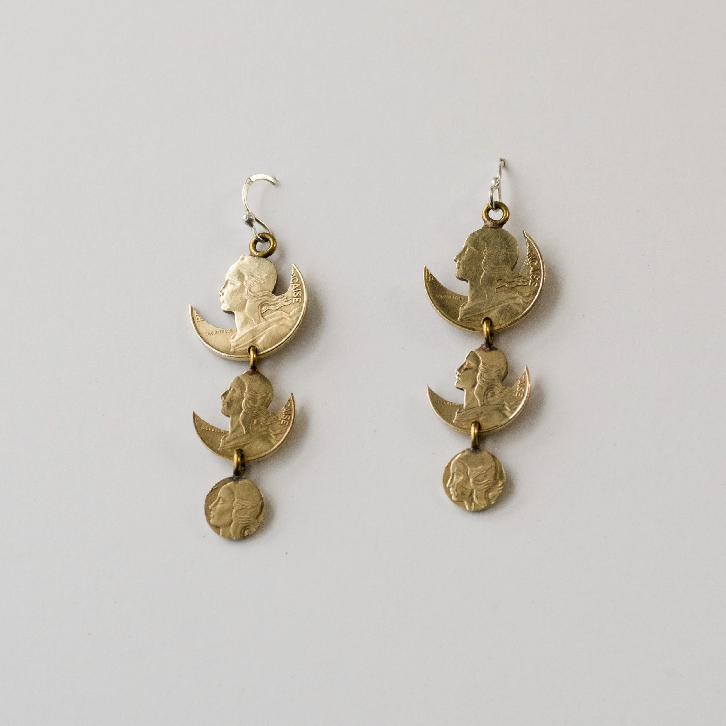 Boucles Mariannes dans la Lune