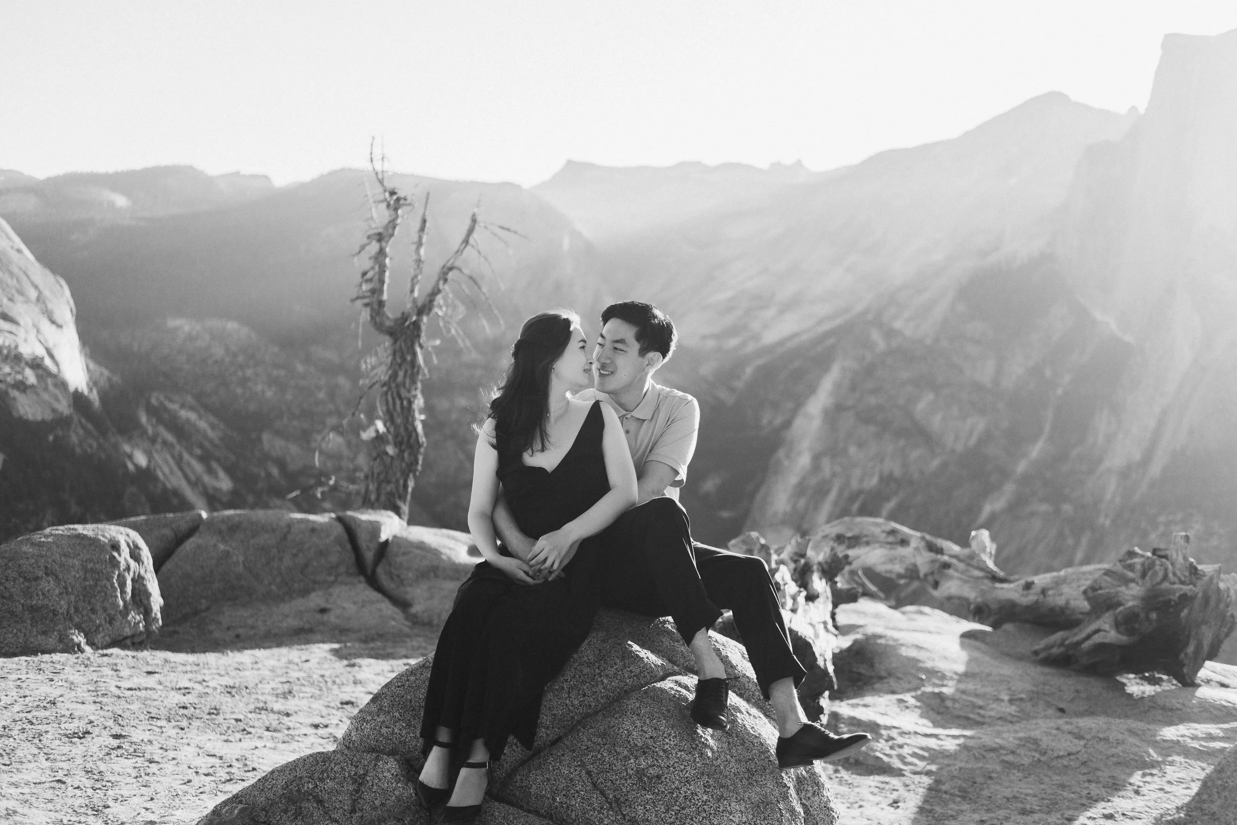 Nina &amp; Ivan (Yosemite Engagement)
