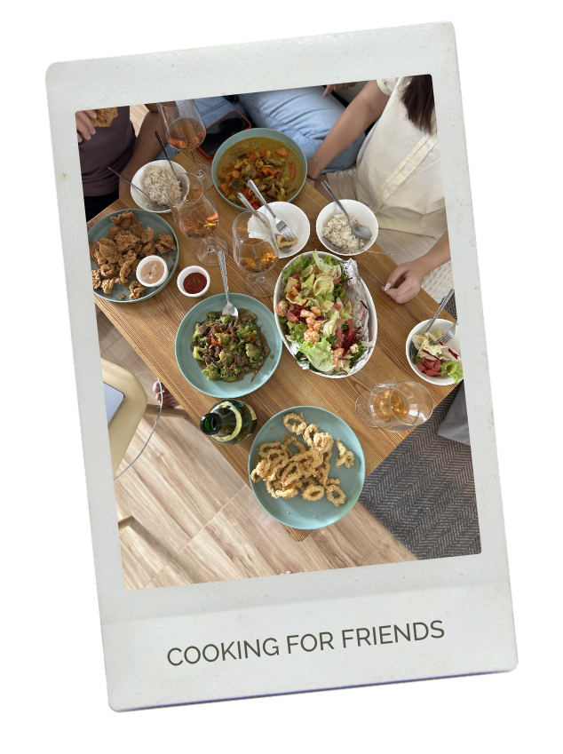 Plates of food on a table that New Jersey birth doula Kirsten Vogt has made for friends.